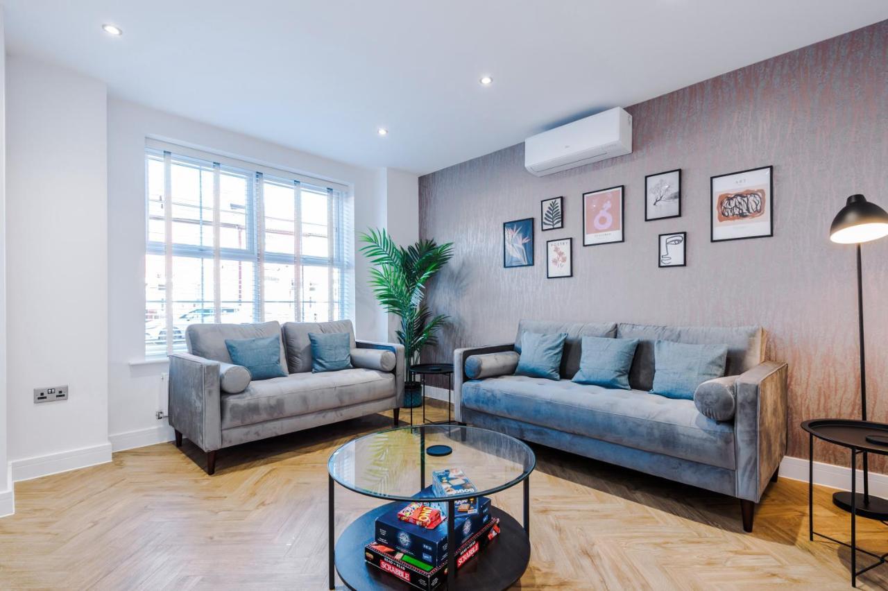 4 Bedroom Townhouse In - By Hilltop Serviced Holiday home *