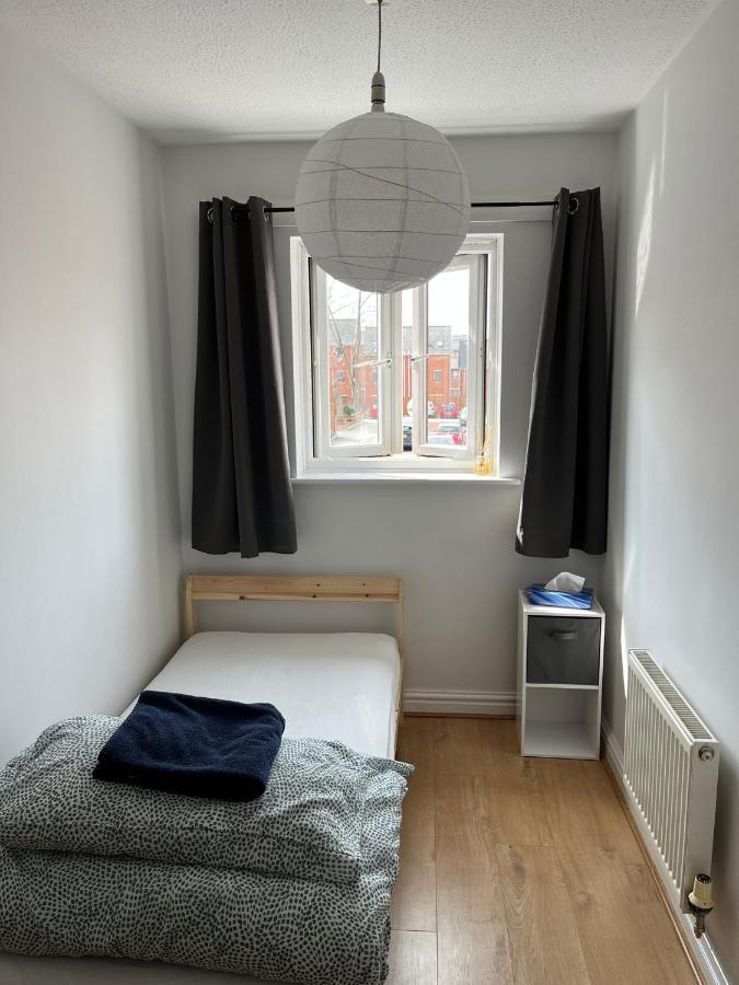Cozy House With Free Parking * Manchester