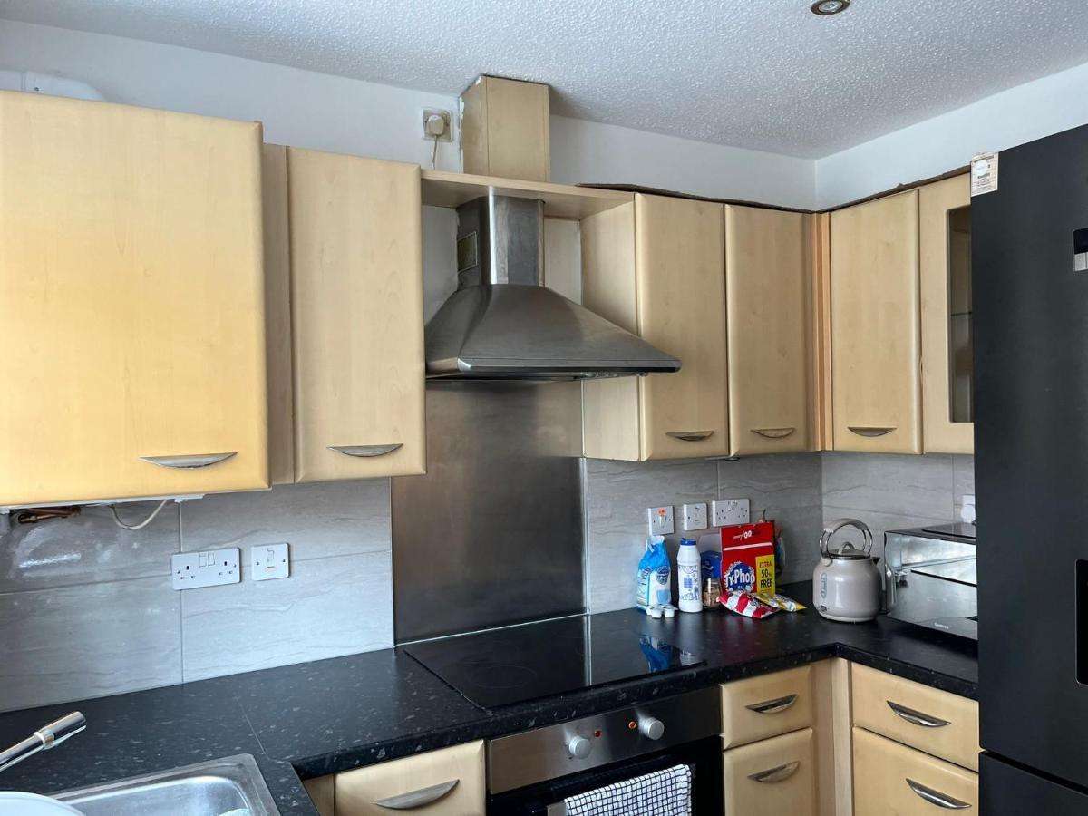 Cozy House With Free Parking Apartment Manchester