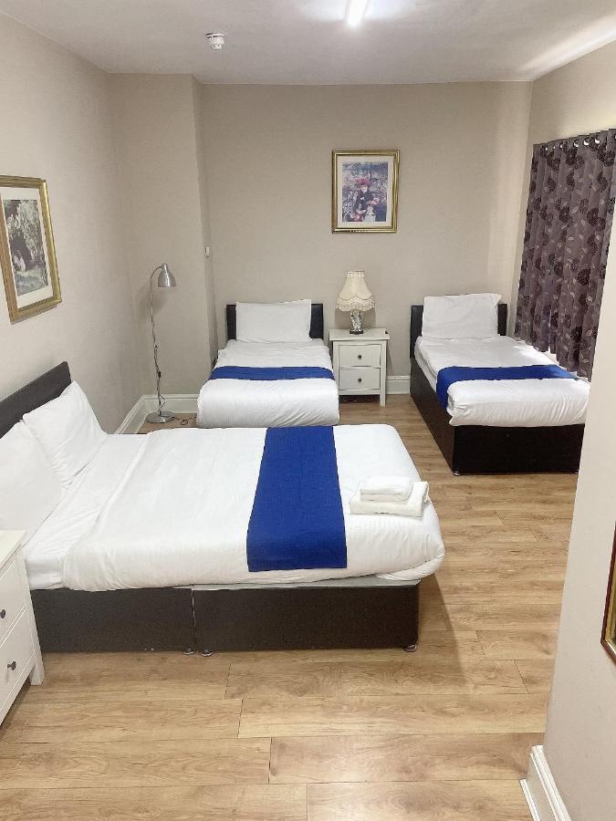 Bed & Breakfast Park Crescent Hotel 2*