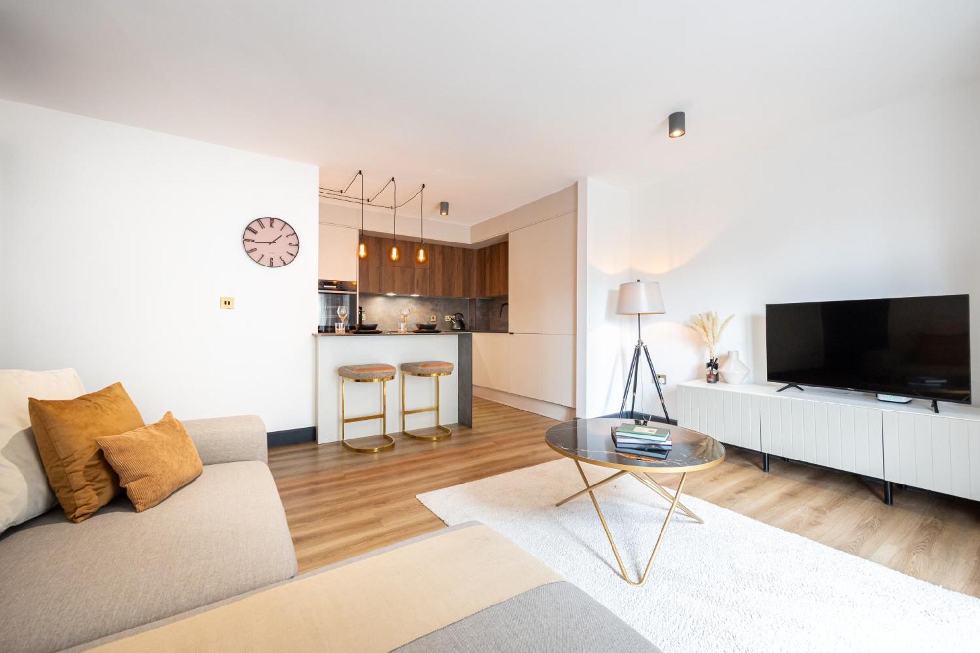 Luxurious Two-bed Stay: Mcr Appartement *