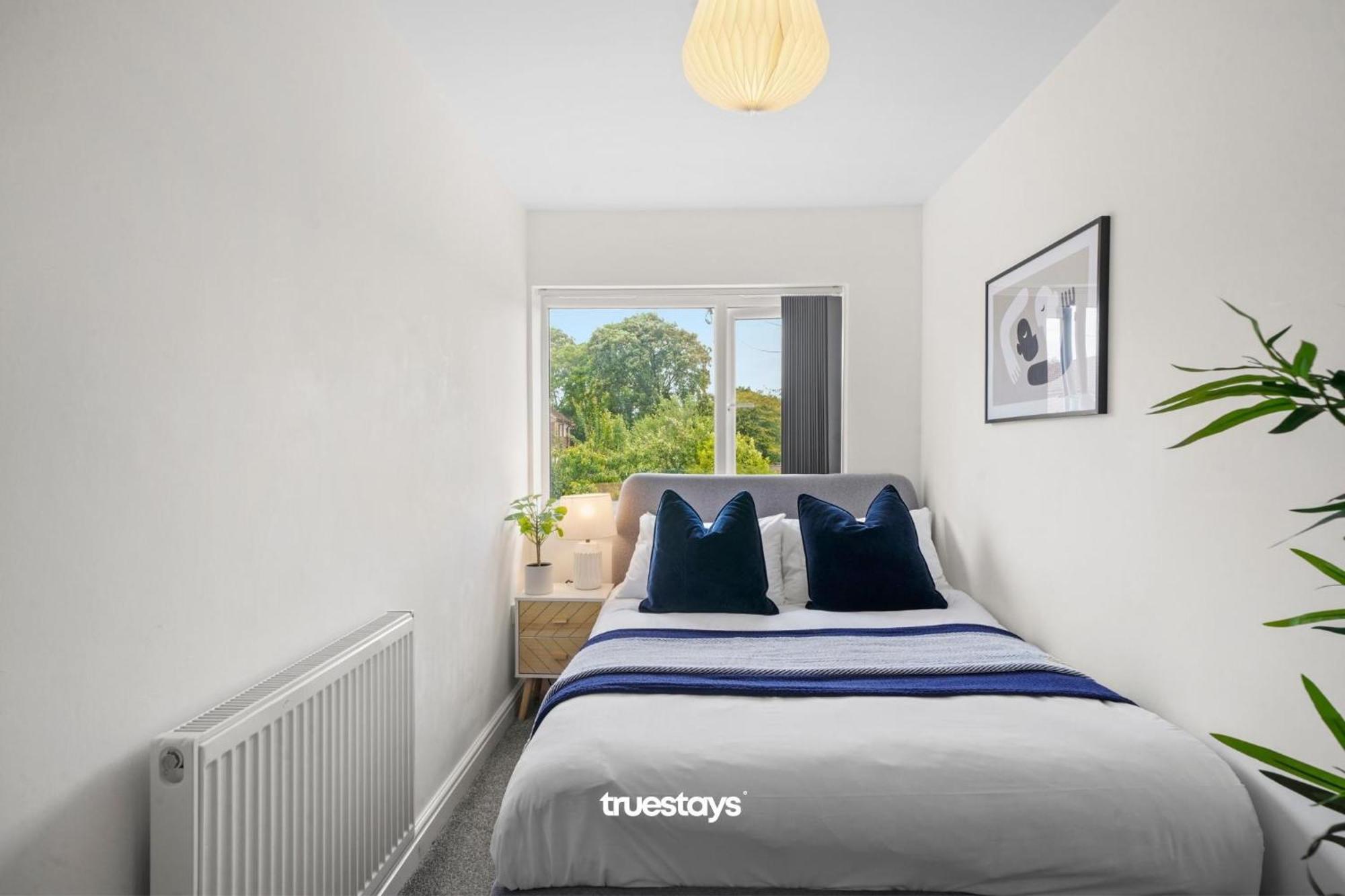 Greaves House By Truestays - 3 Bedroom House In Failsworth,