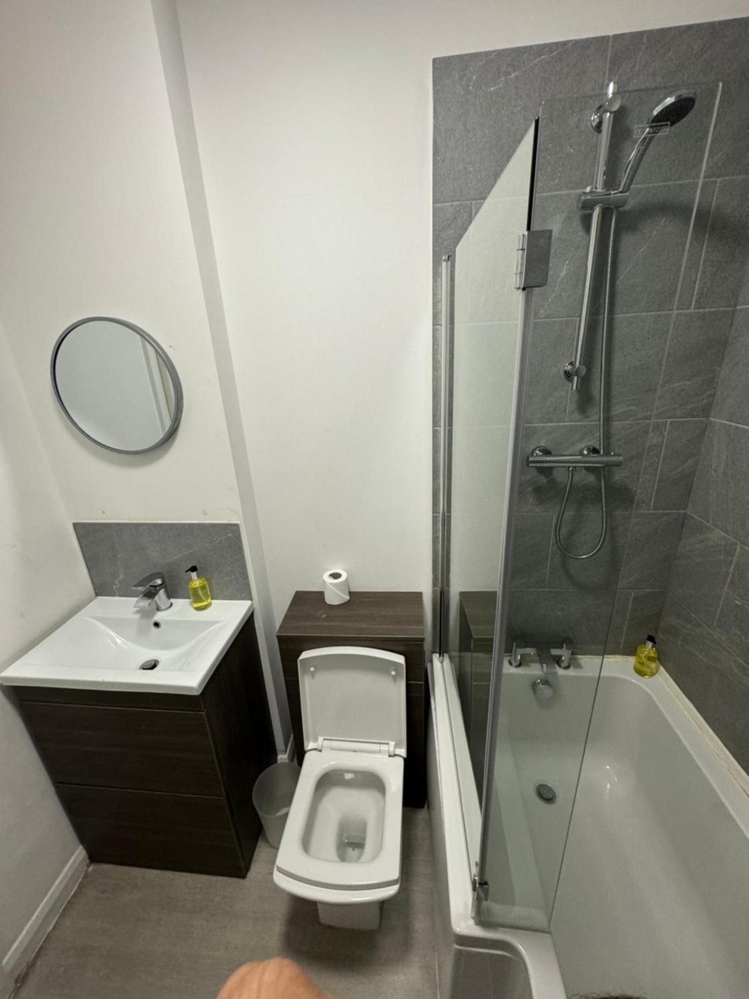 Apartment Apartology