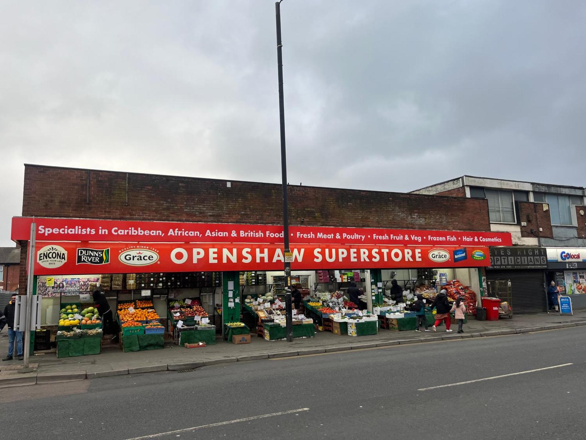 2 Bedroom Flat Close To City, Stadium And Coop Arena
