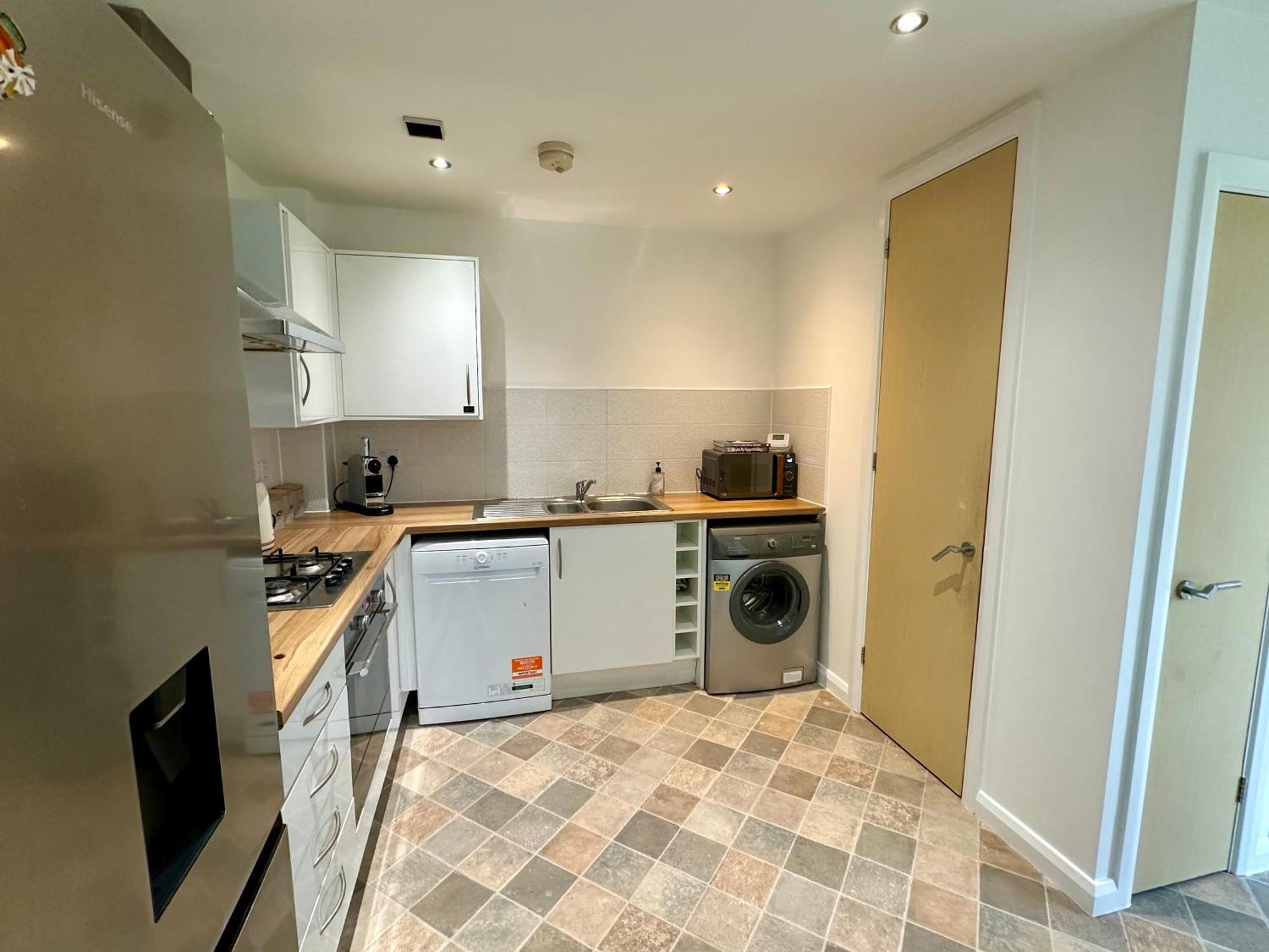 6 Guests- 3 Bedroom House Mcr Ao & Etihad Parking & Wi Fi Vakantiehuis
