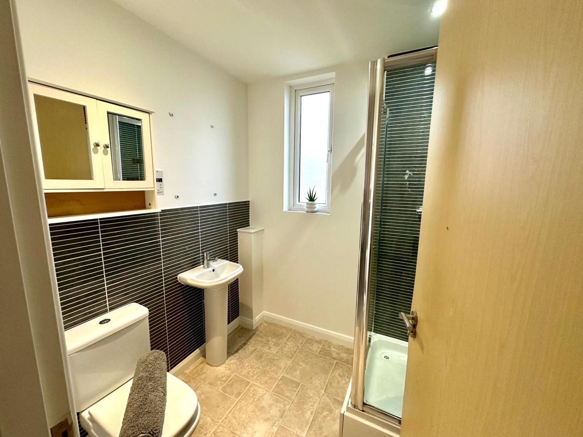 Vakantiehuis 6 Guests- 3 Bedroom House Mcr Ao & Etihad Parking & Wi Fi Manchester
