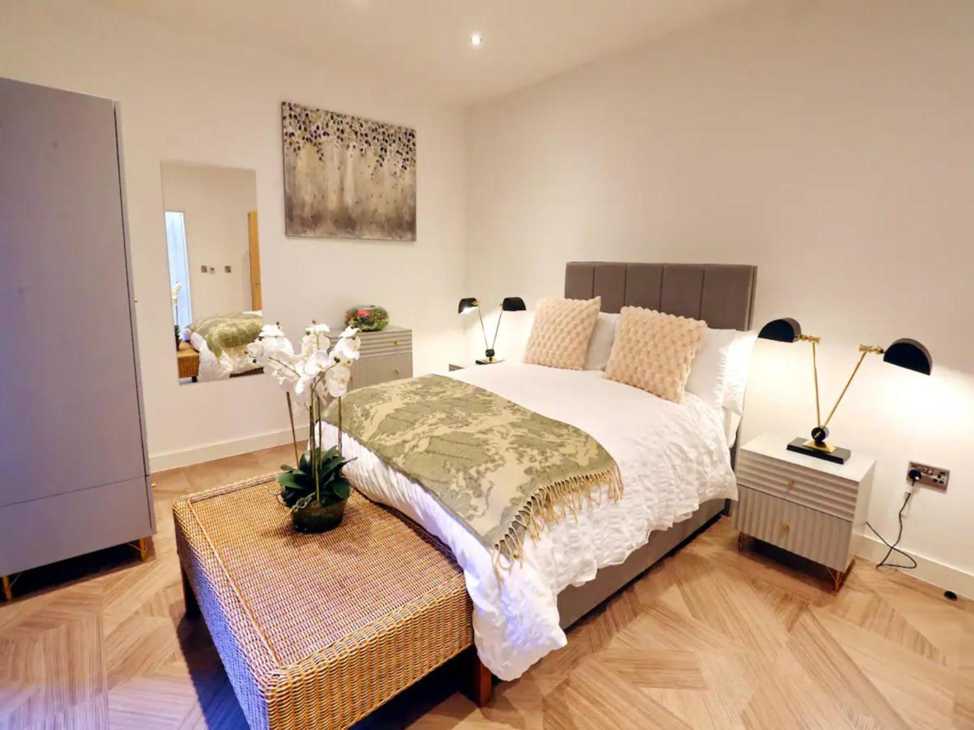 Apartment Pass The Keys Stunning King Bed Flat 9 Min Walk From Arndale *