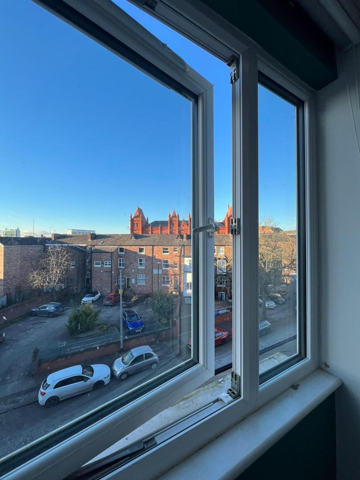 Modern Private Bathroom Minutes From Centre And Quays * Manchester