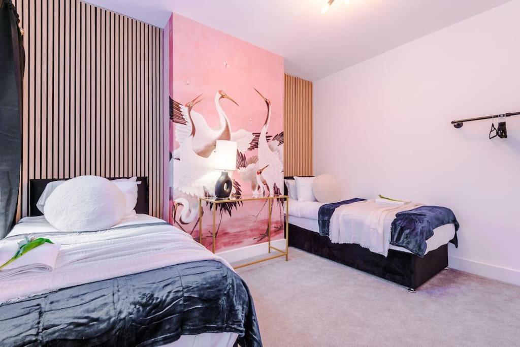 Holiday home 5 Bed Salford Sanctuary Retreat *