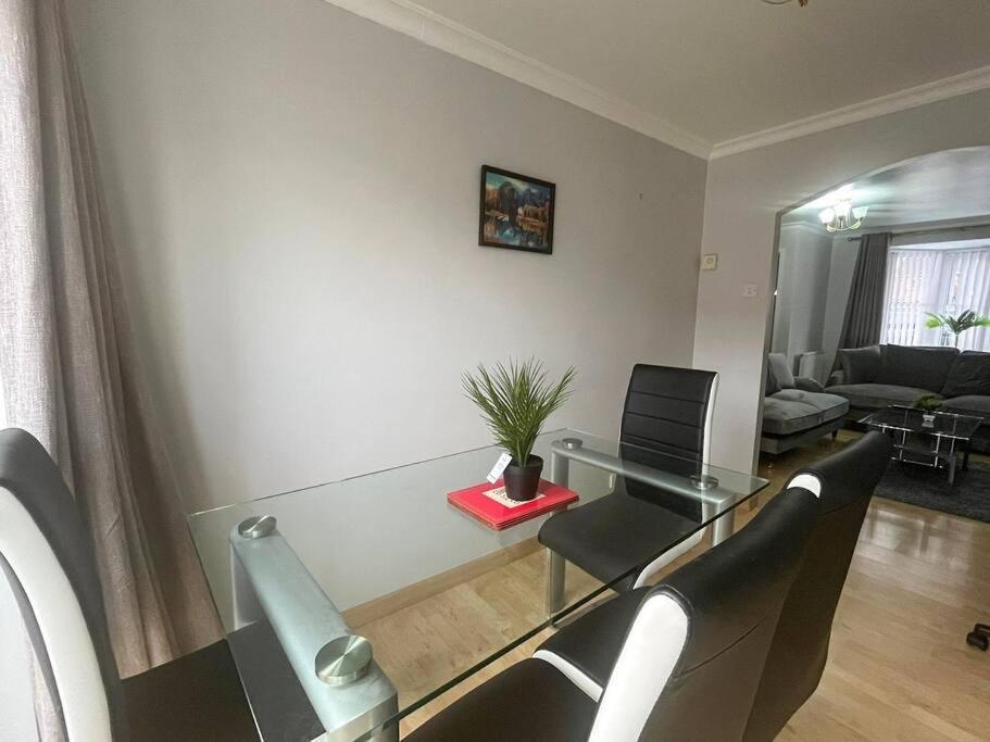 Free Parking - Close To Centre Vakantiehuis
