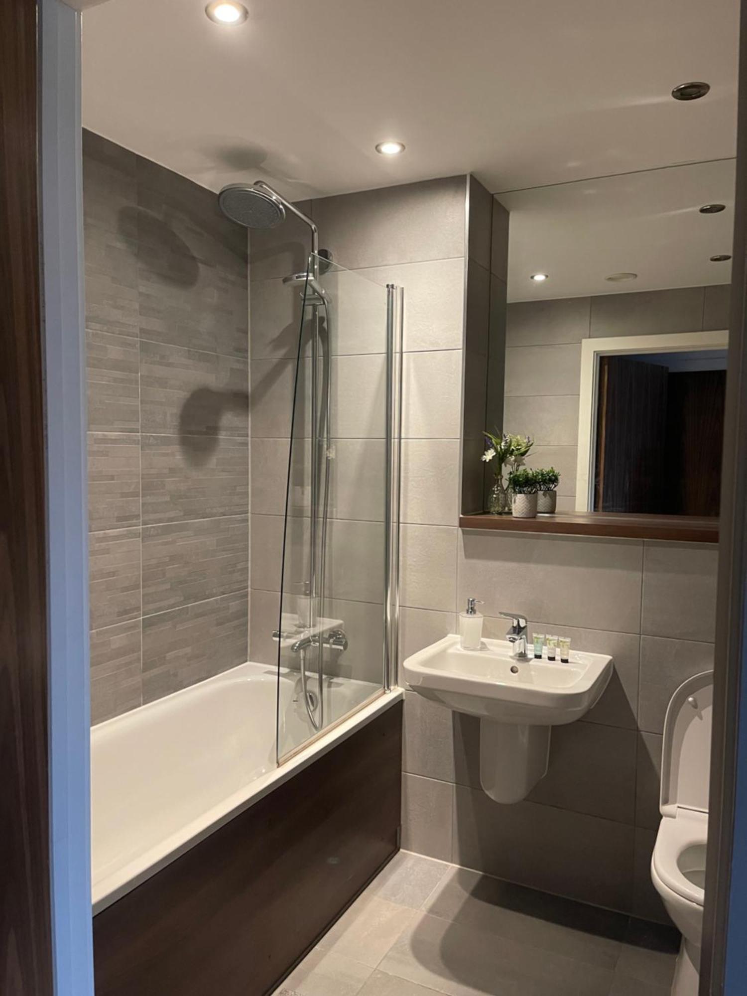 Salford Serviced Apartment
