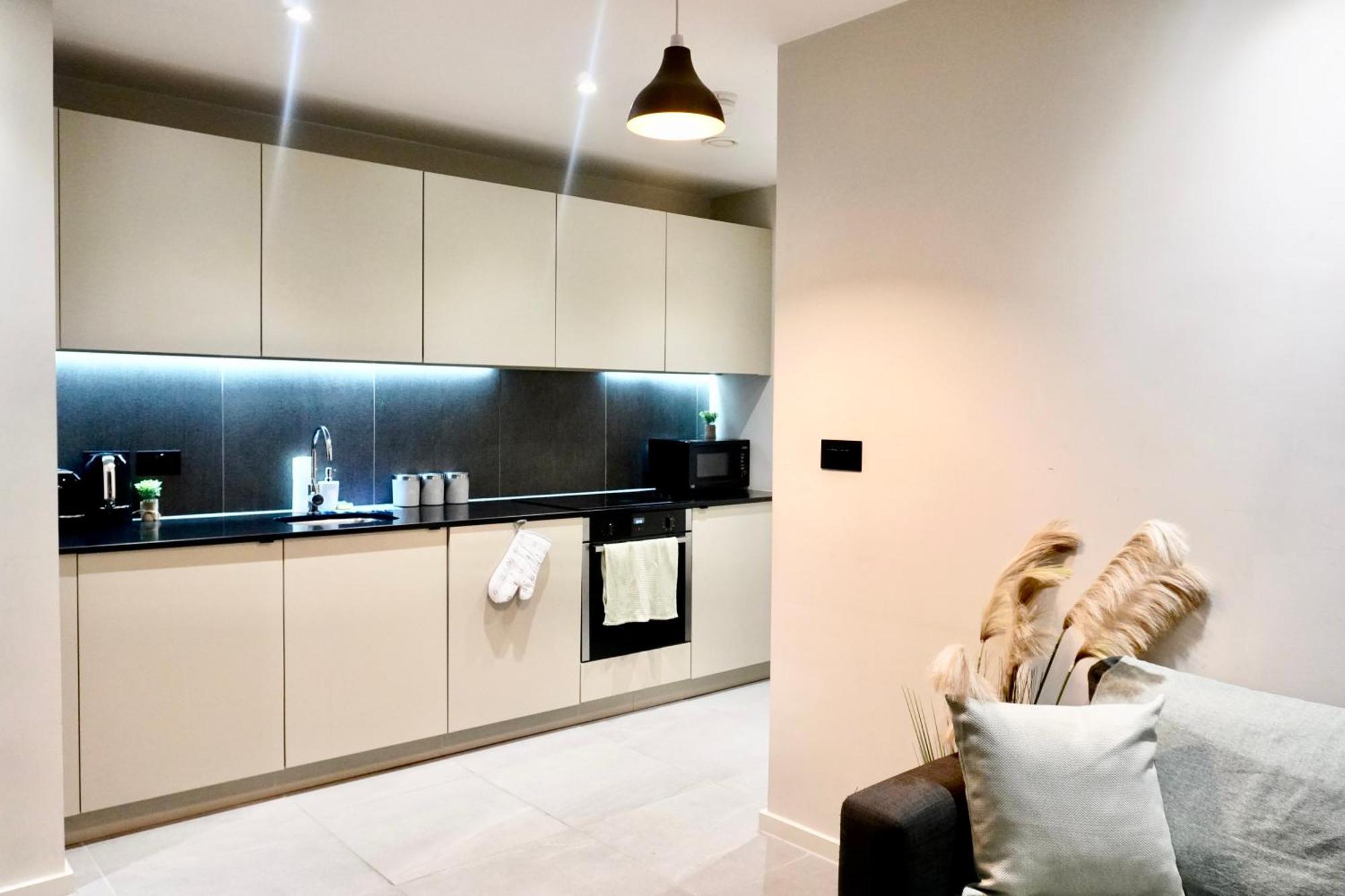 Luxury 2 Bed With Balcony Manchester