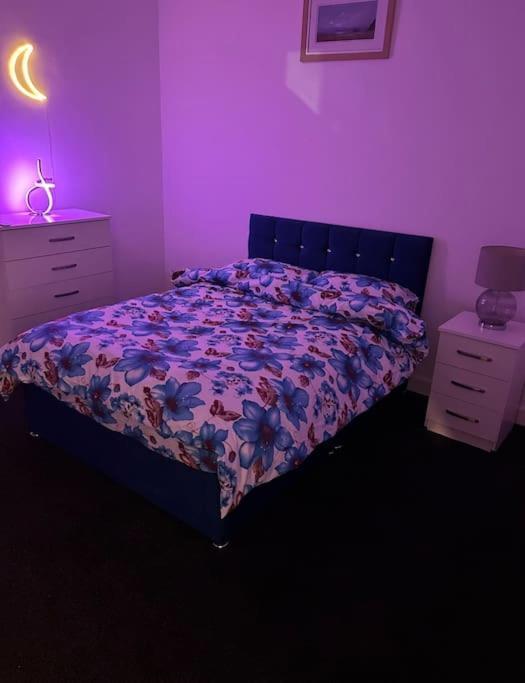 Apartment Modern 2-bed Flat In Salford Manchester