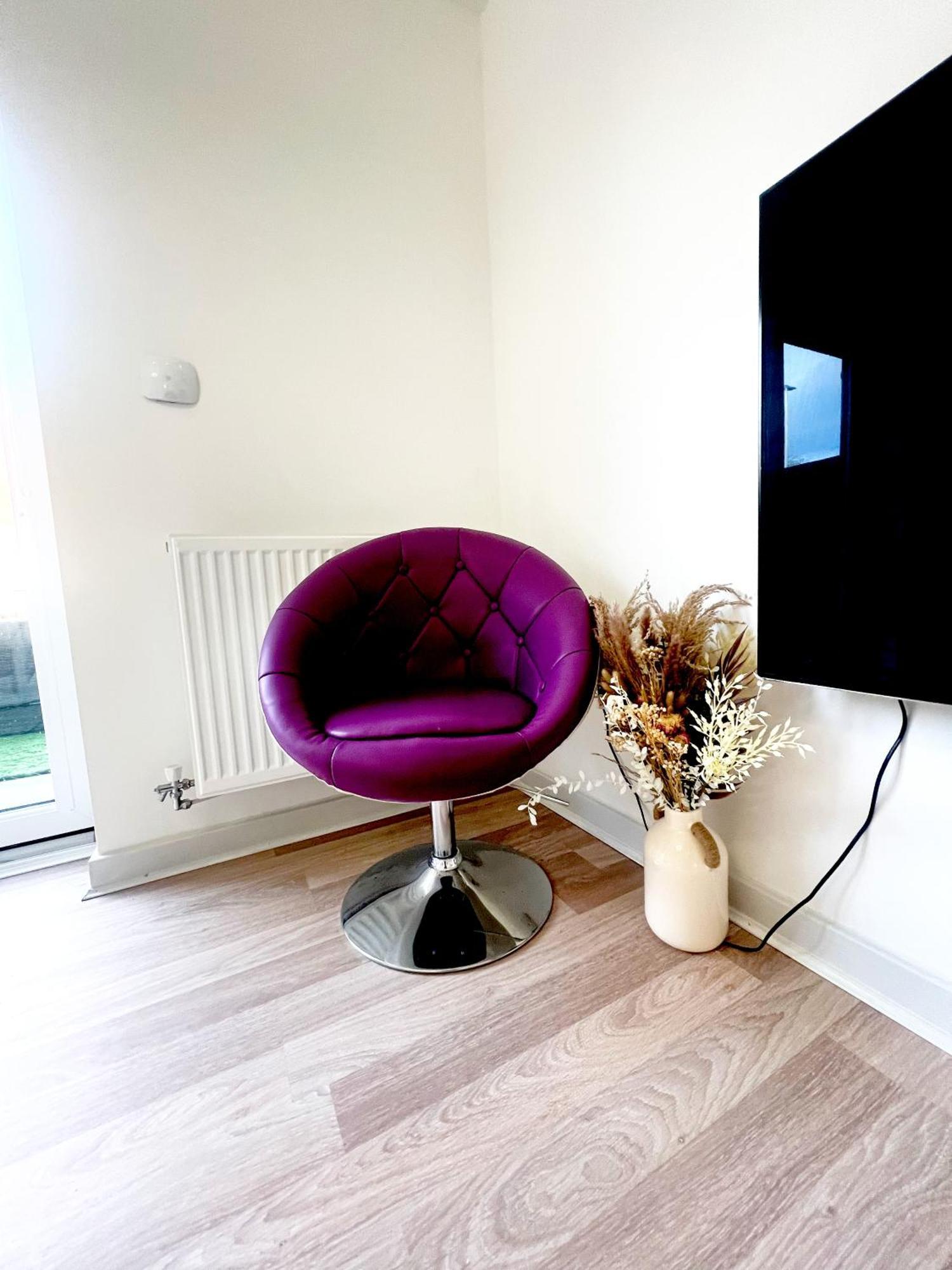 Ludlow Close Villa Manchester
