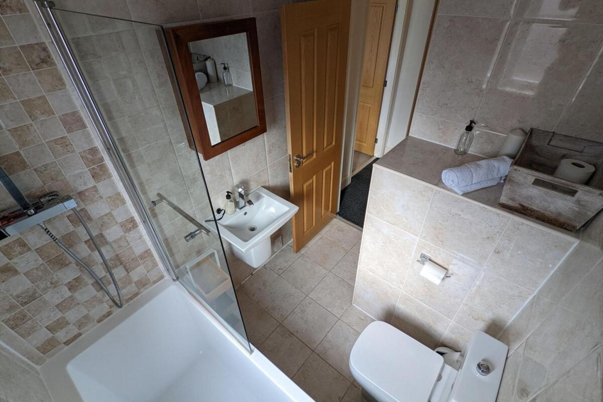 Warm Family 2db House! Holiday home *