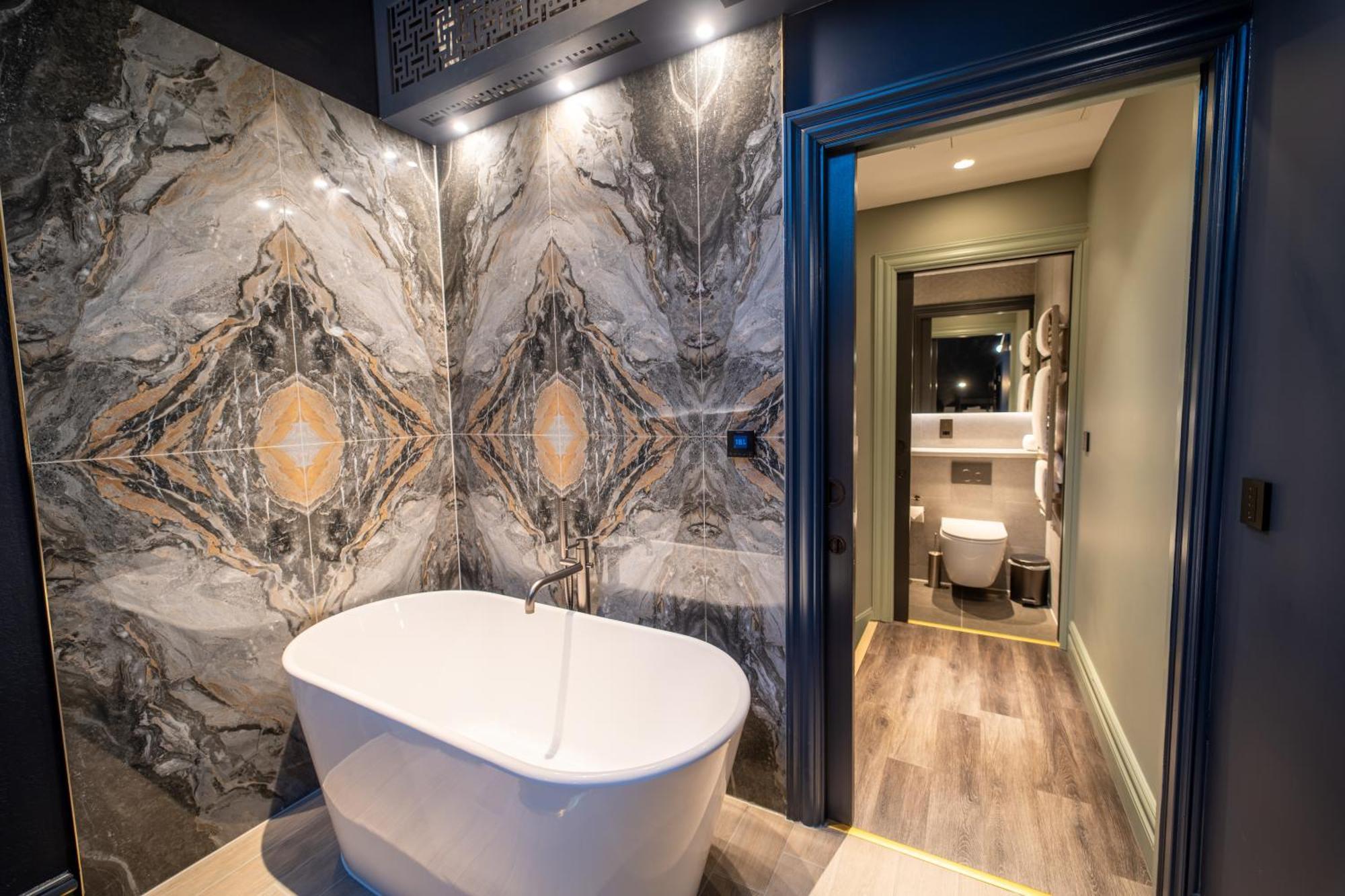 Forty Seven Manchester, Worldhotels Crafted 4* Manchester