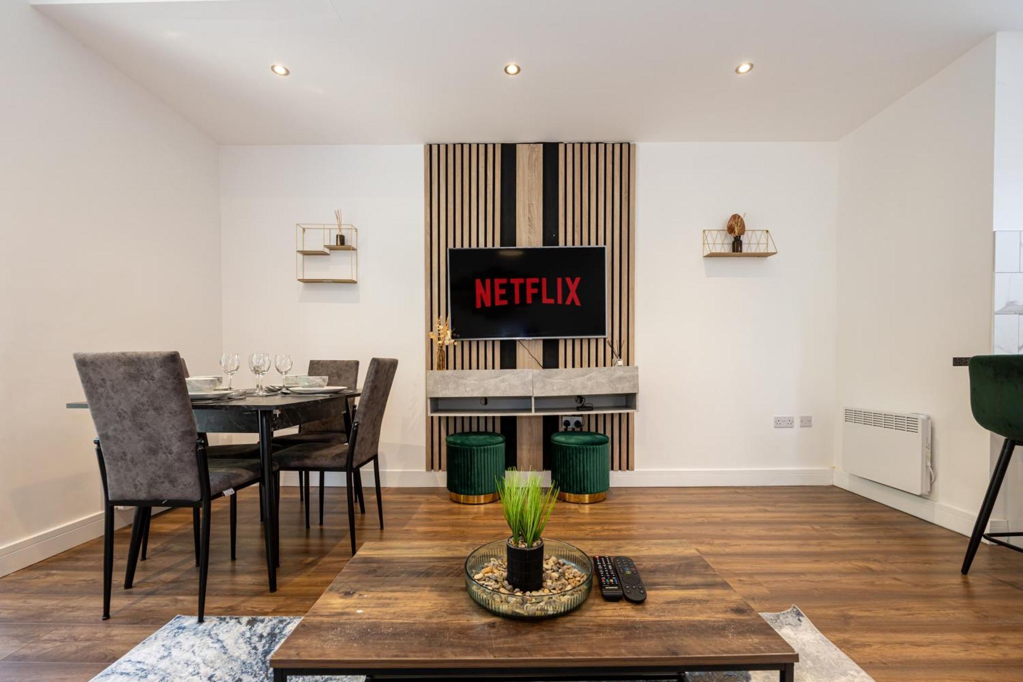 Apartment Luxury 2br In Chorlton, Free Parking *