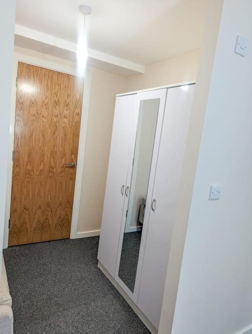 Apartment A Superb 2 Bed, 2 Bathroom In Centre Free Parking