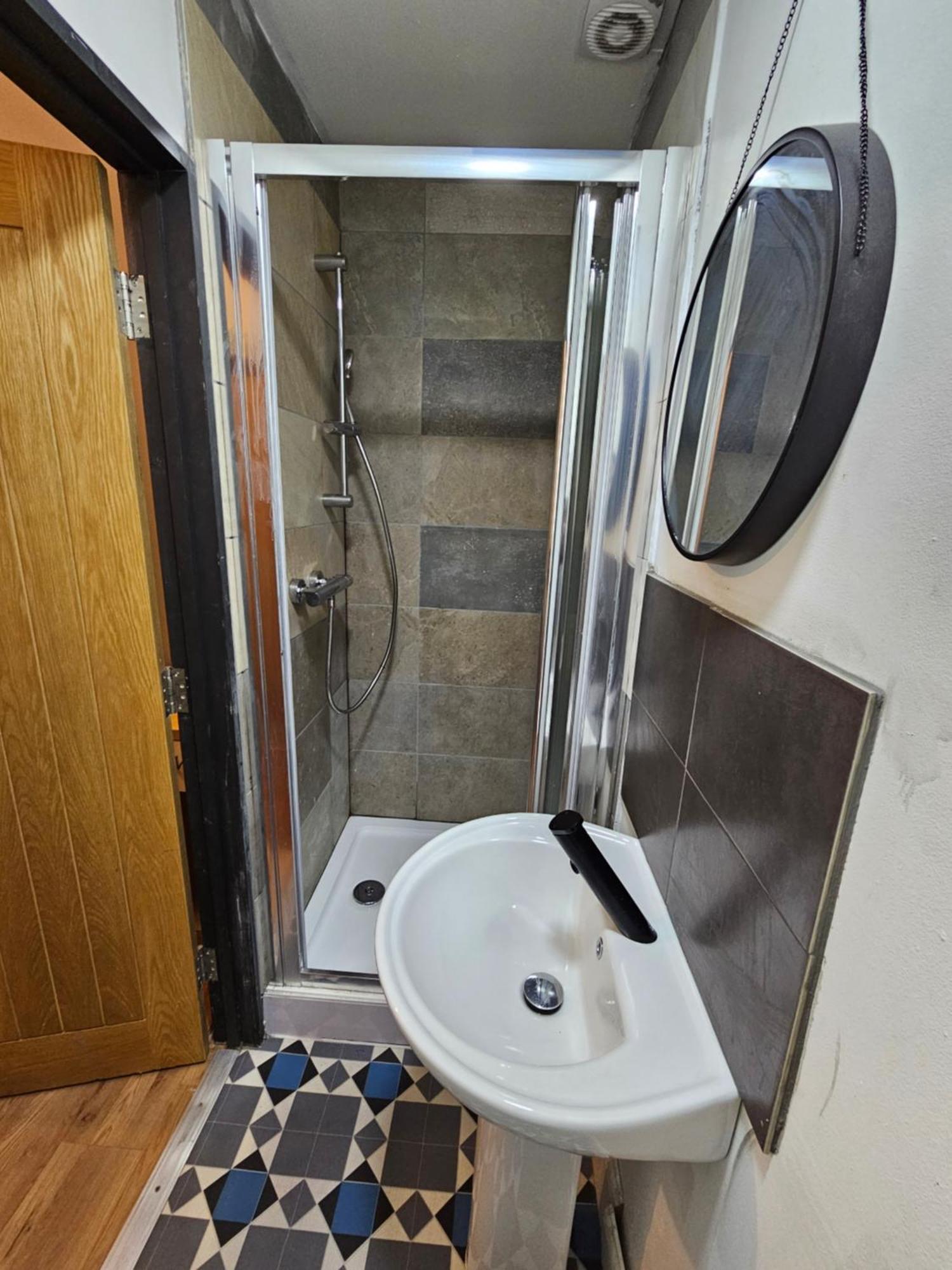 Double En In Levenshulme Guest house Manchester