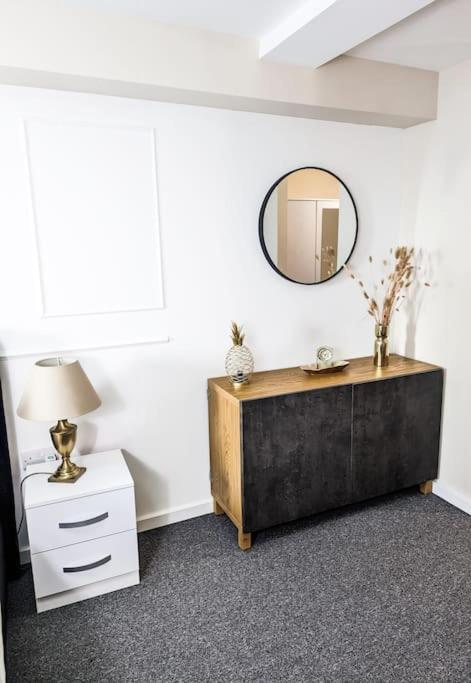 A Superb 2 Bed, 2 Bathroom In Centre Free Parking Manchester