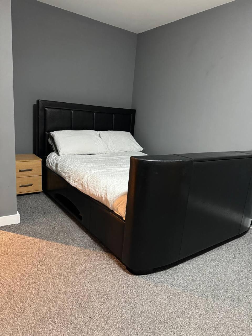 Apartment Centre 1 Bedroom