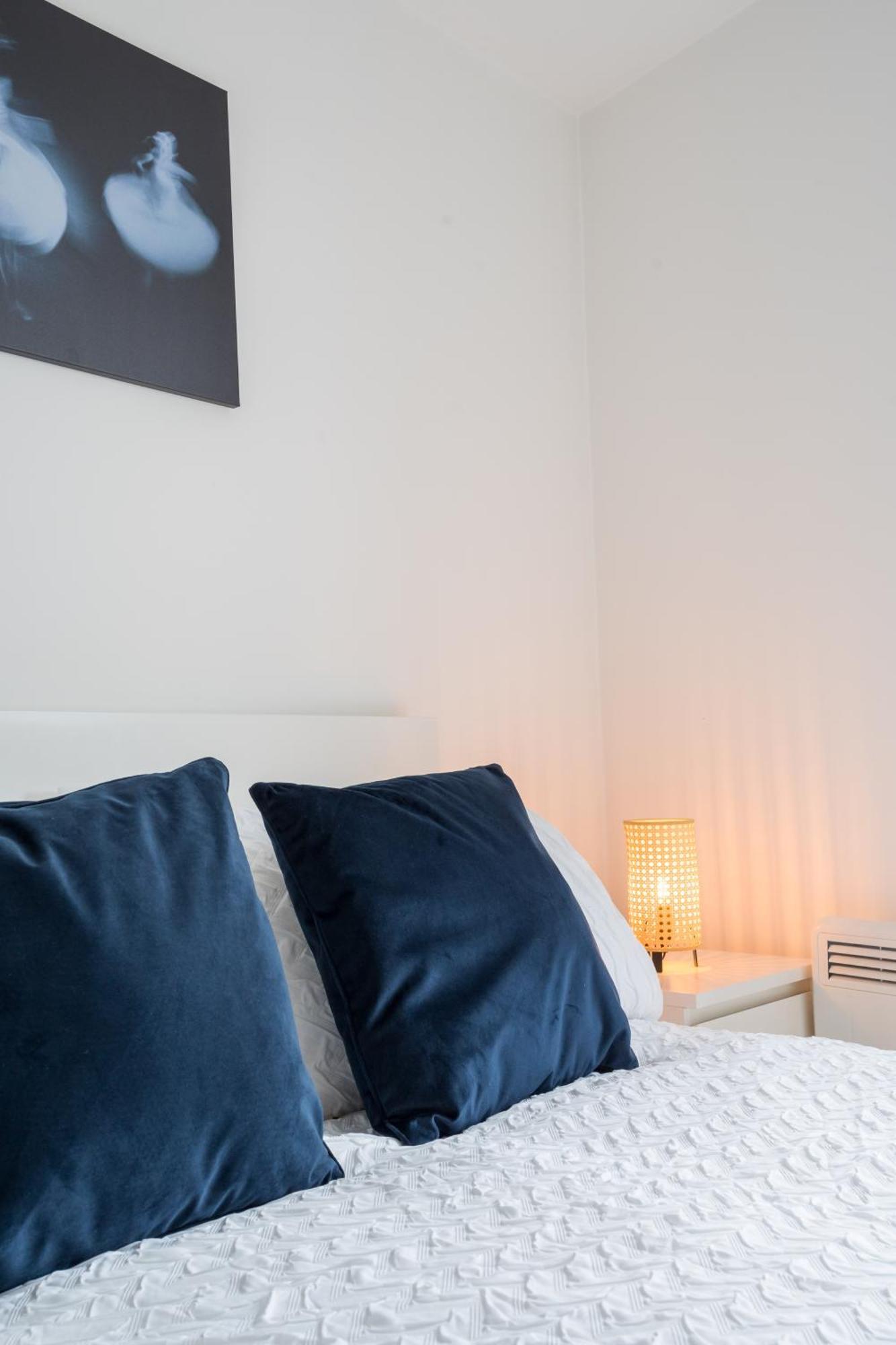 Drillzstays - Ethiad Free Parking Apartment *