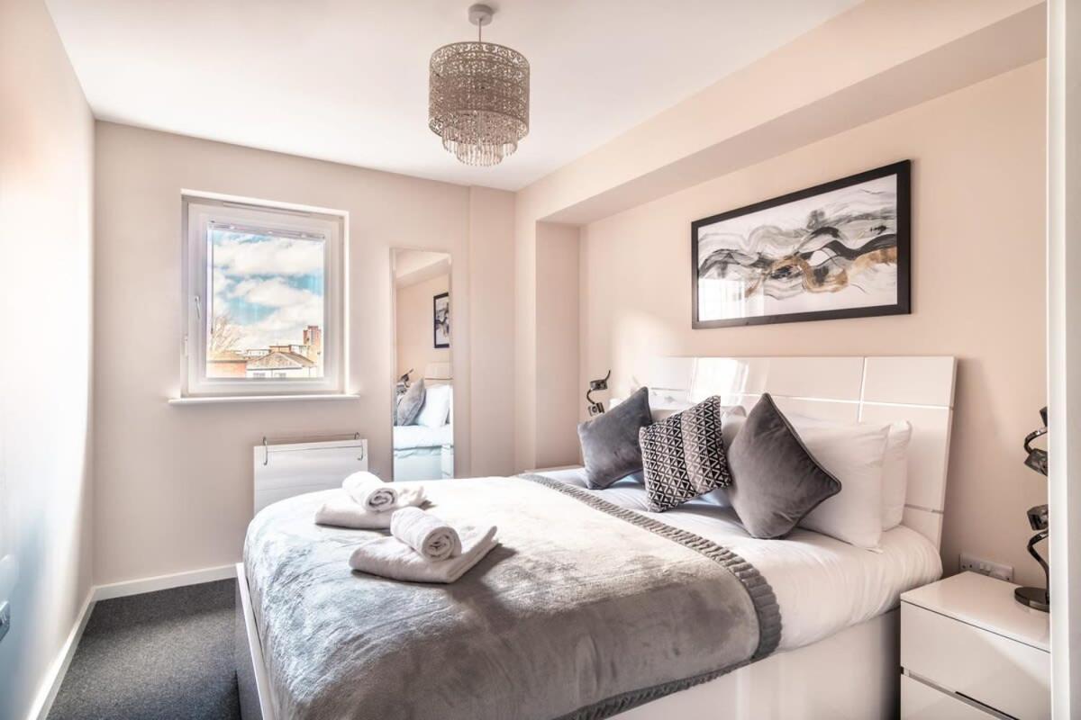 Apartment Spacious & Bright 2 Bed In Manchester