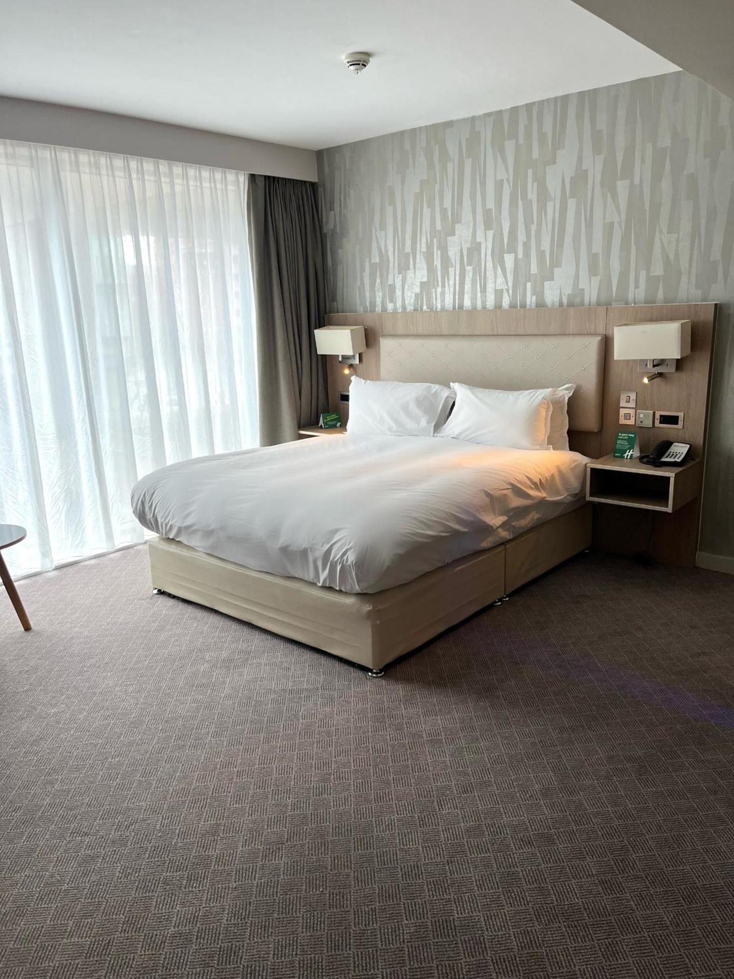 - Centre By Ihg Hotel Manchester