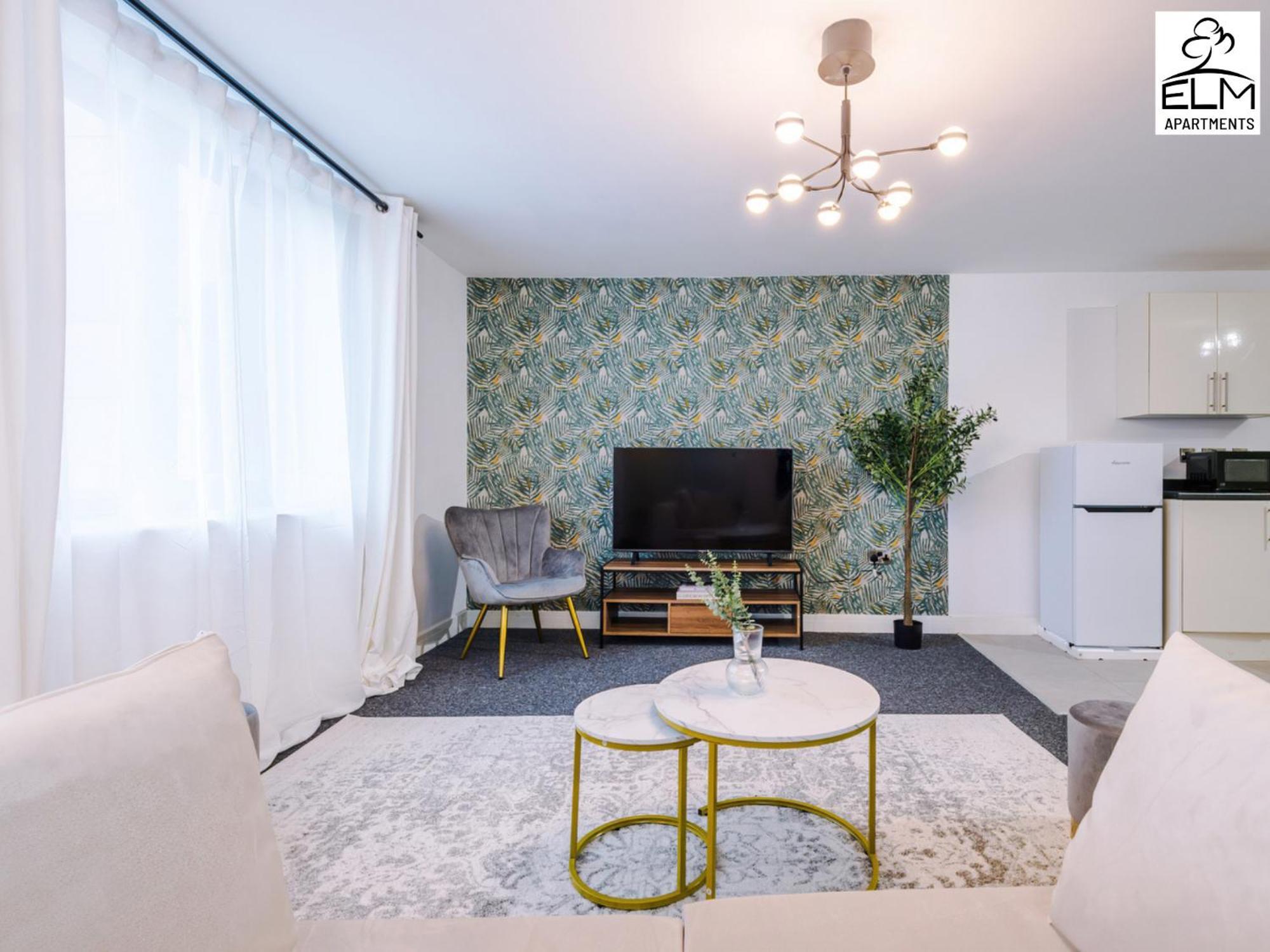 Apartment Elm , Collection Of Available Near Media , Free Parking