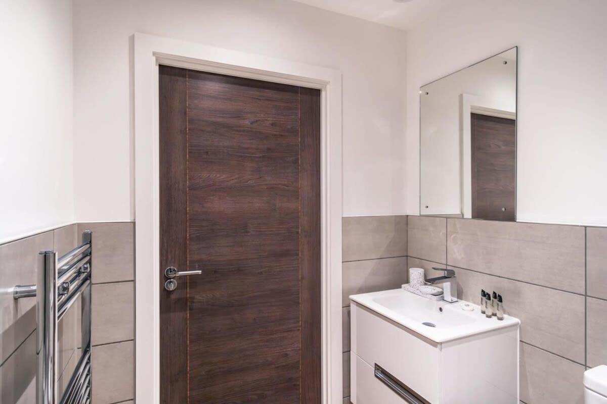 Zeni, Alexandra Rise Cosy 1 Bed * Manchester