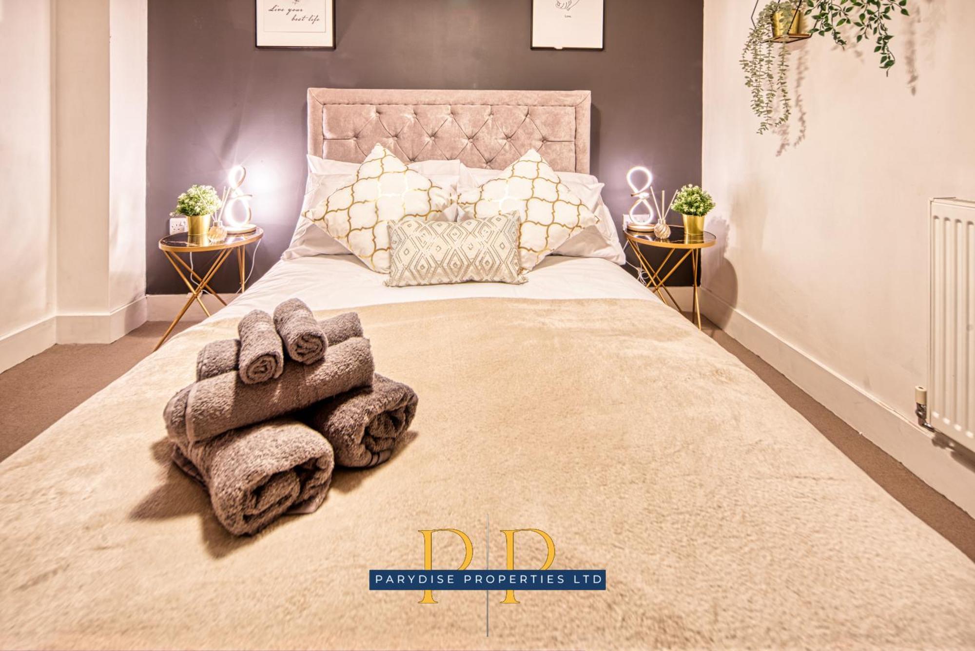 The Cityscape Suite: Deansgate Apartment