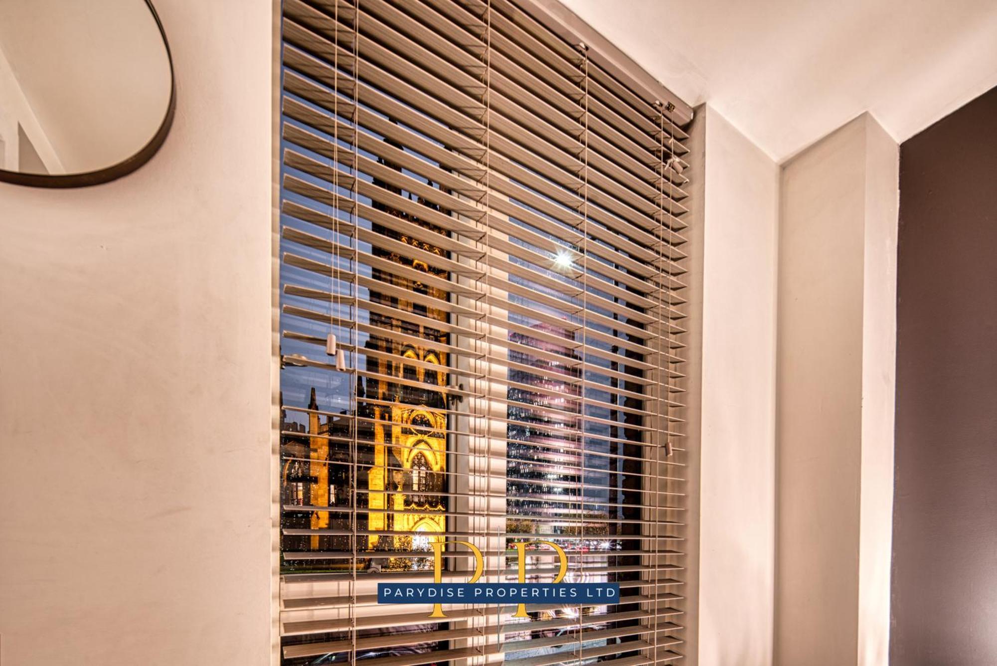 The Cityscape Suite: Deansgate Apartment Manchester