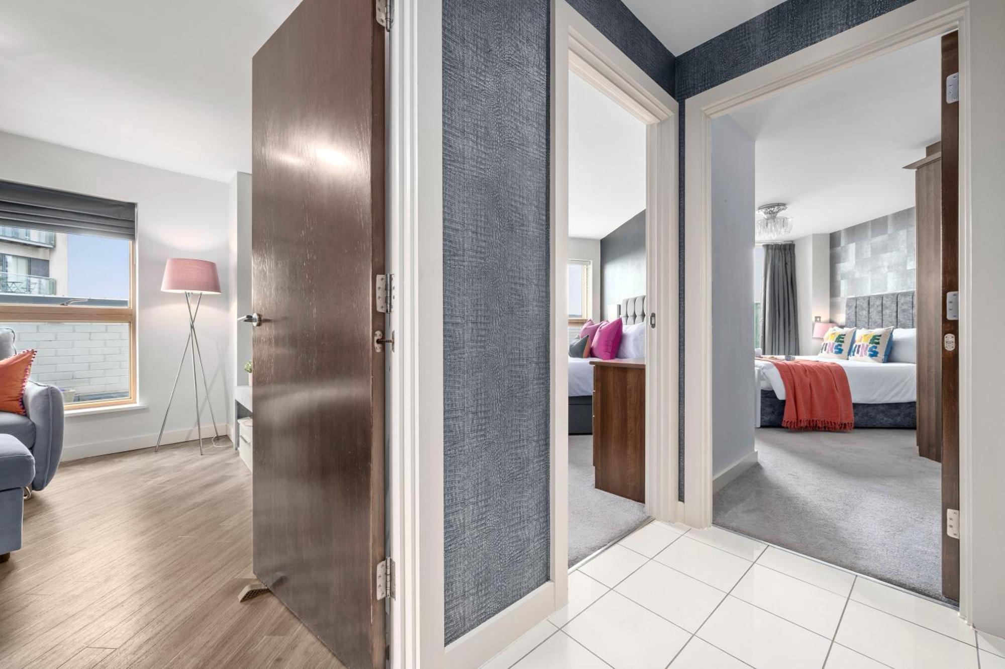 With Balcony & Secure Parking Appartement Manchester