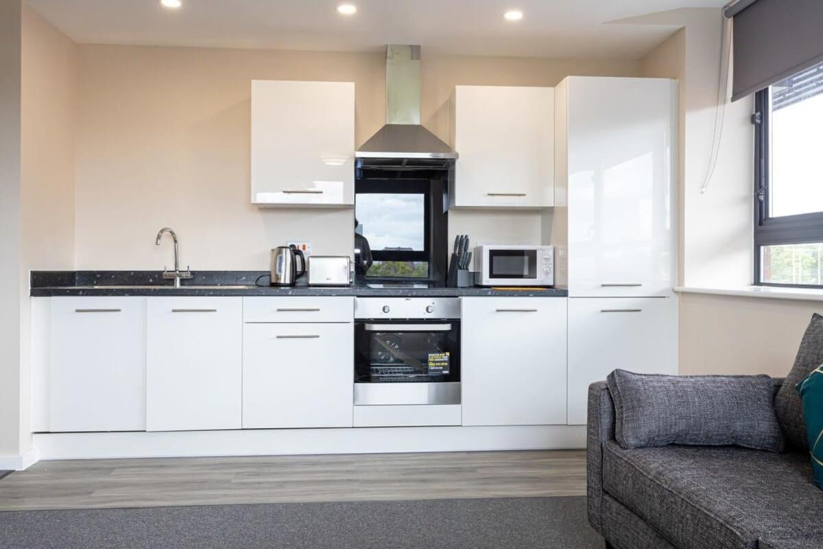 Contemporary 2 Bed Salford * Manchester