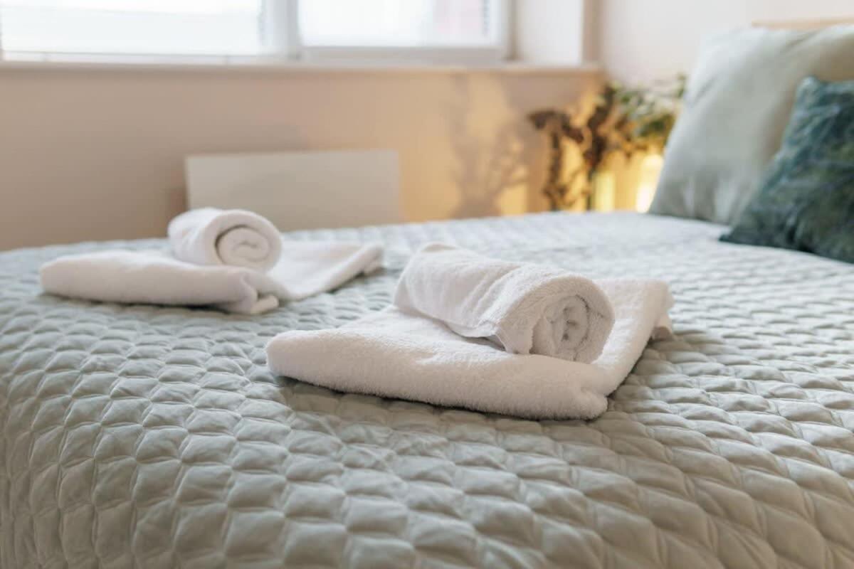 Fantastic 1 Bed - Sleeps 3 * Manchester