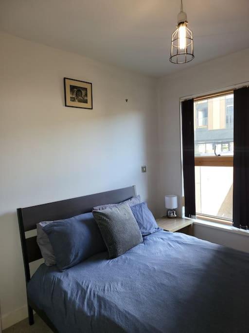 Apartment Delightful 2 Bedroom Manchester