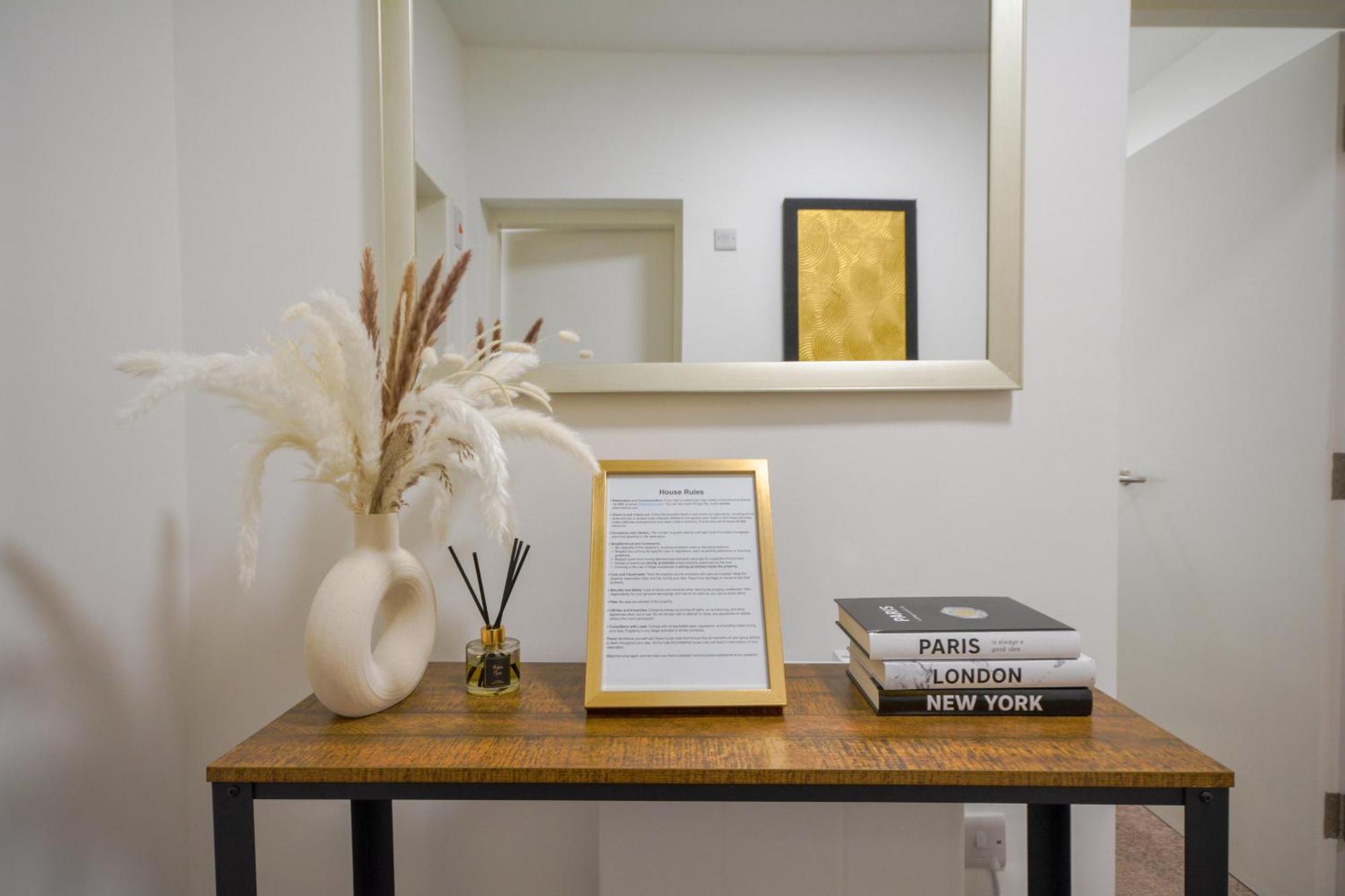 Appartement Stylish One-bedroom With Free Parking Sleeps 4 Manchester