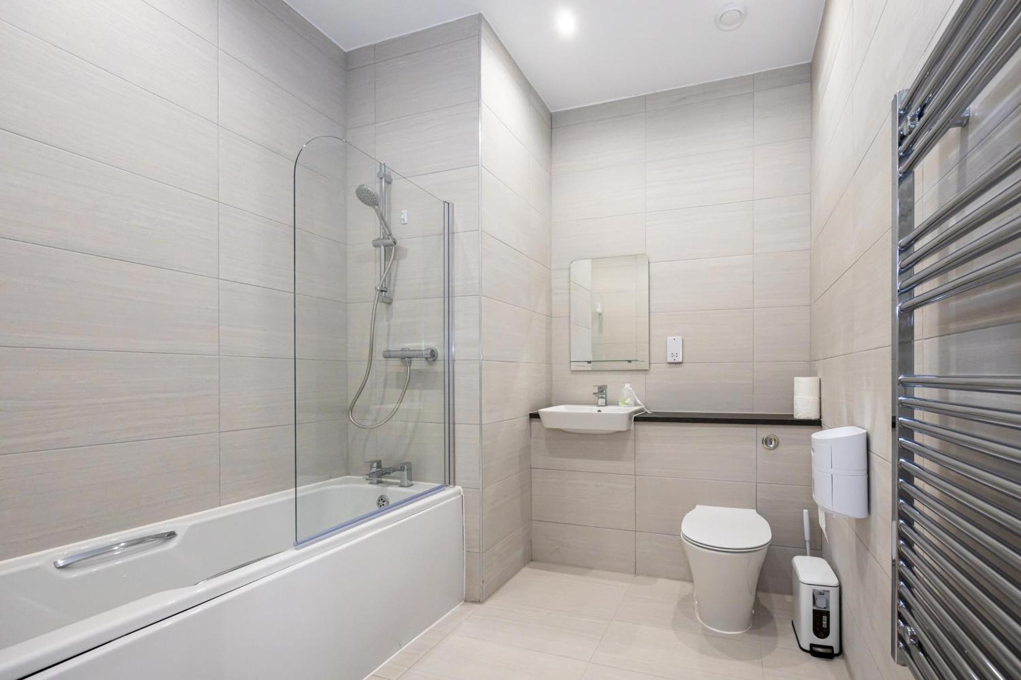 Appartement Superb 2bd In China Town *