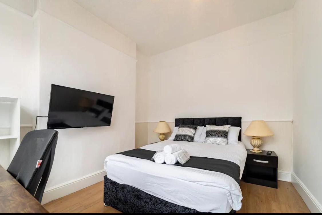 Appartement 3 Bedroom House With Modern Interior, Close To The Etihad Stadium Manchester