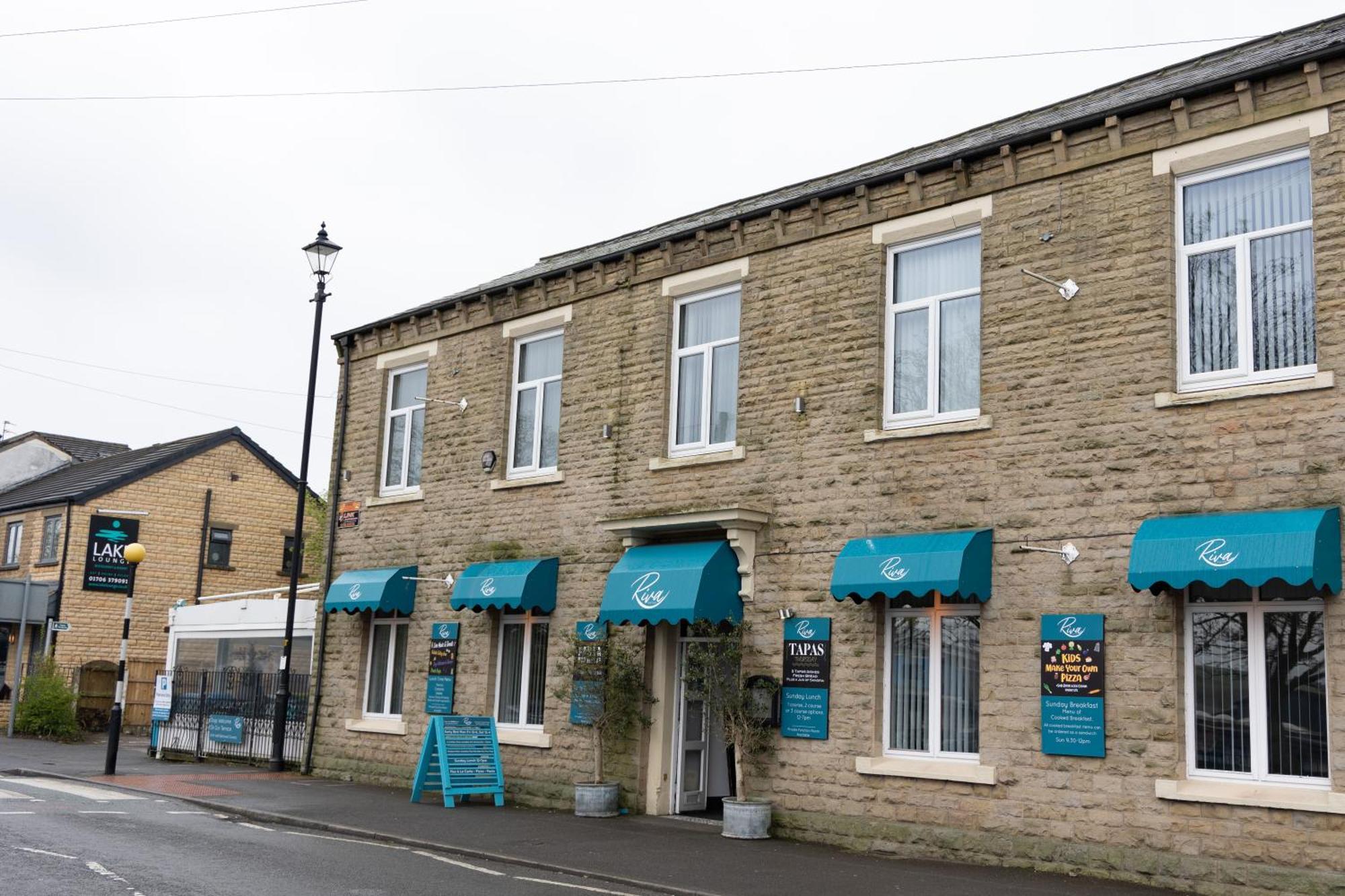 Carpe Diem - Stunning 4 Bed With Games Table
