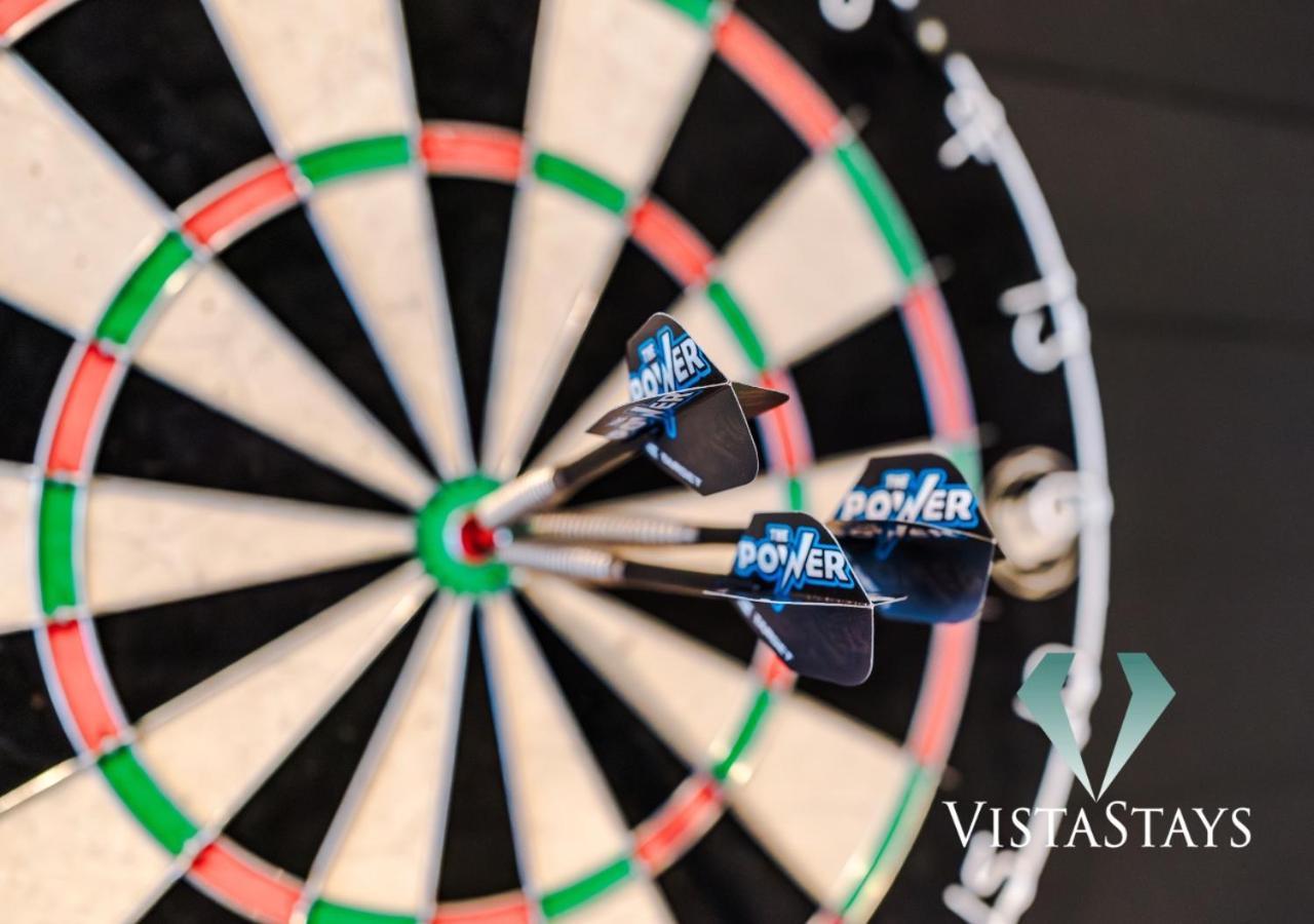 Modern Stoic 2 Bed With Dart Board By Vista Short Lets Apartment Manchester