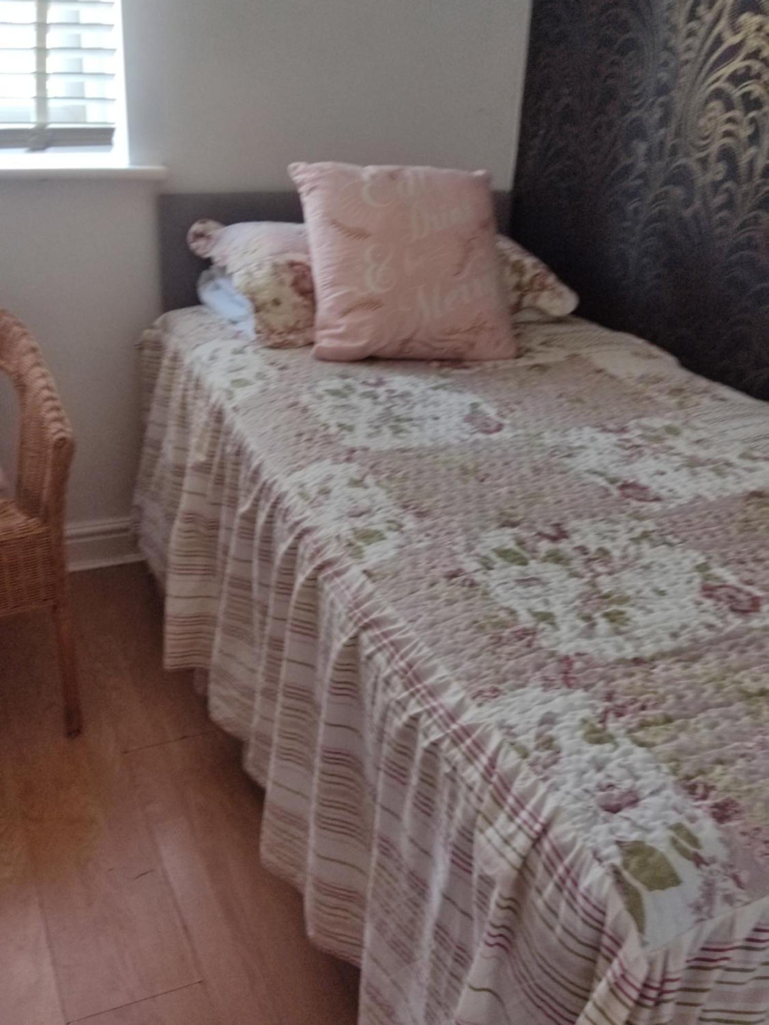 Homestay Bed 4 Night Manchester
