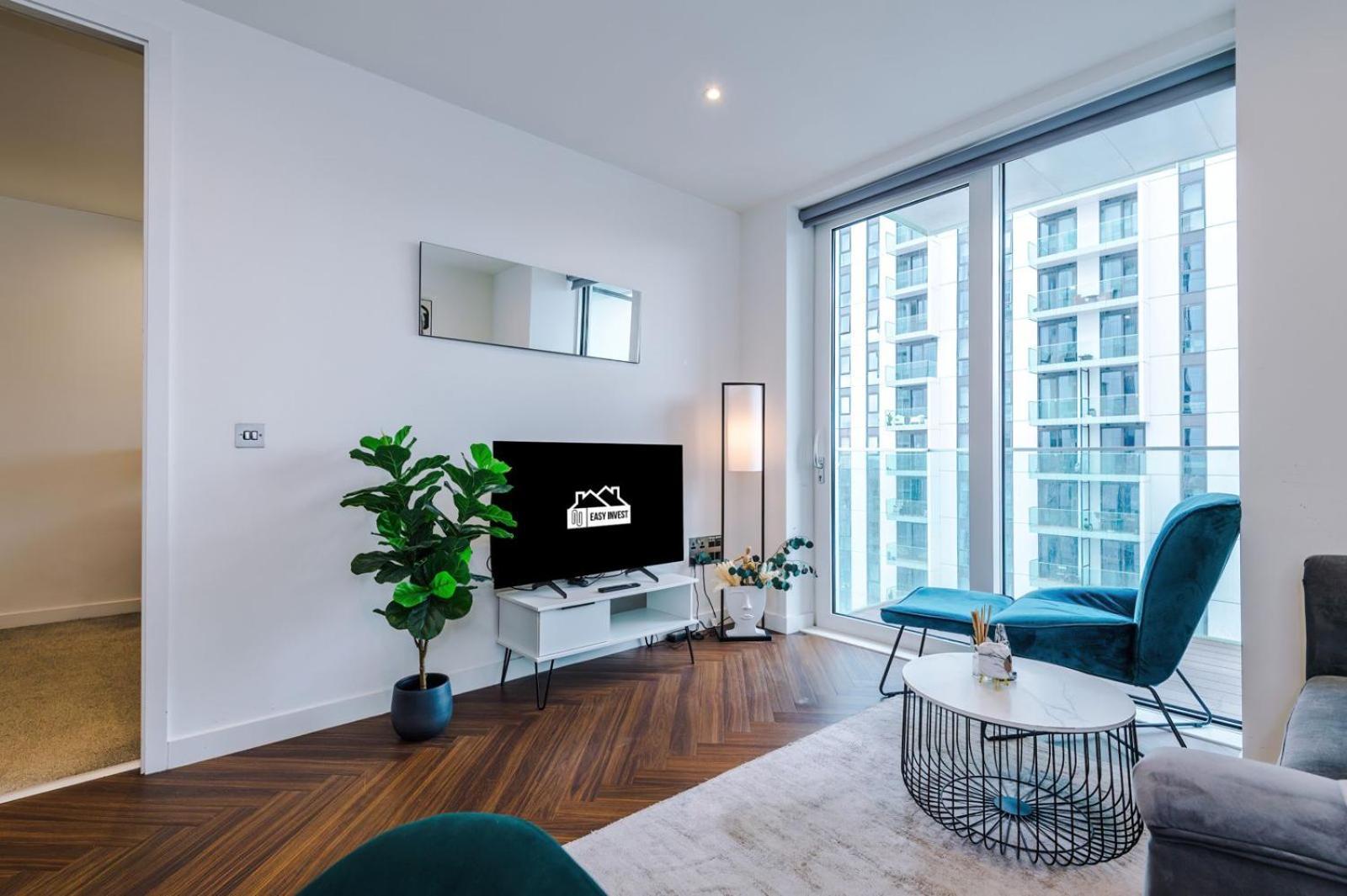 Media - Skyline View Apartment Manchester