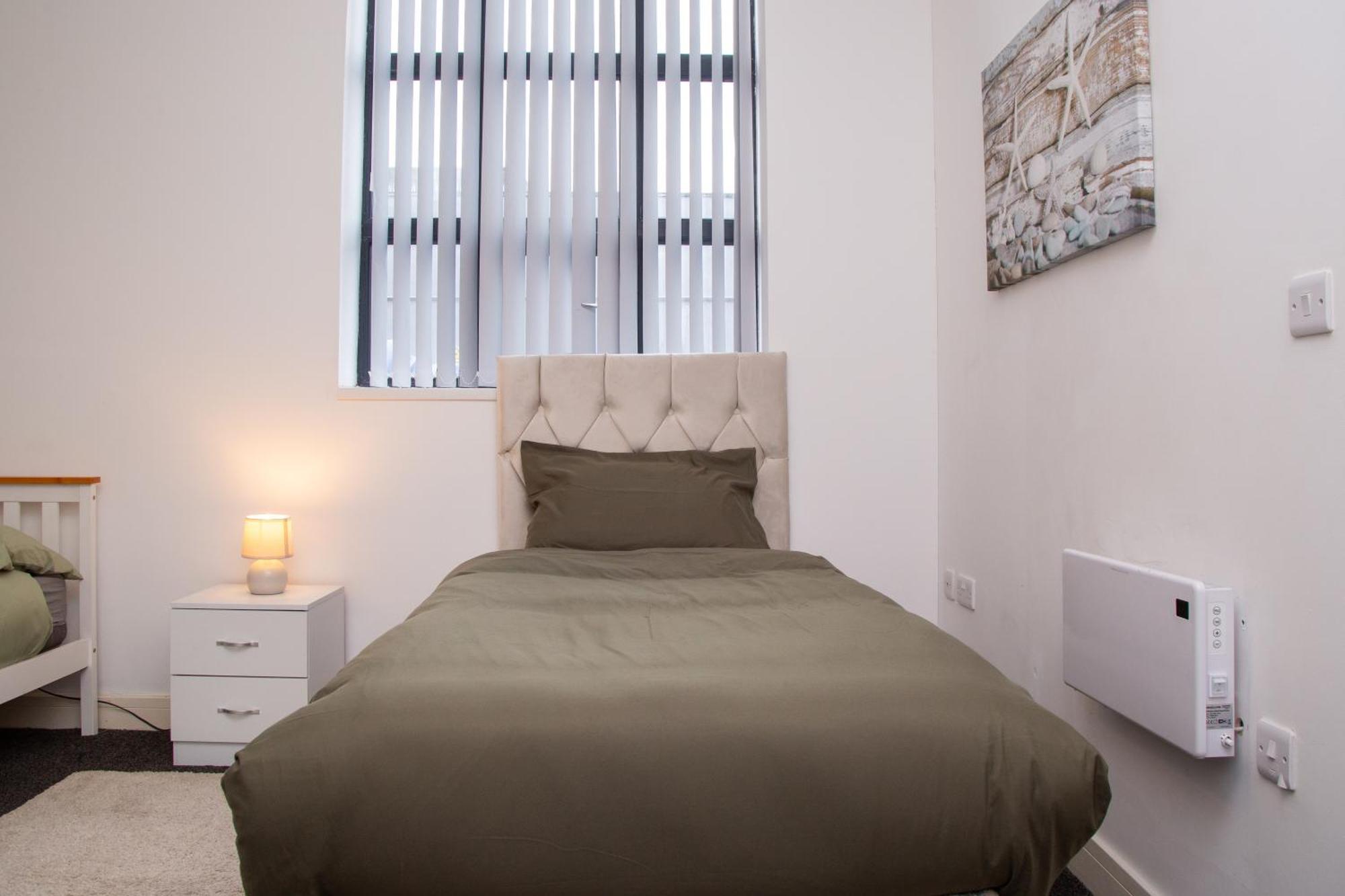 Apartment 2bd Cozy Retreat With Parking *