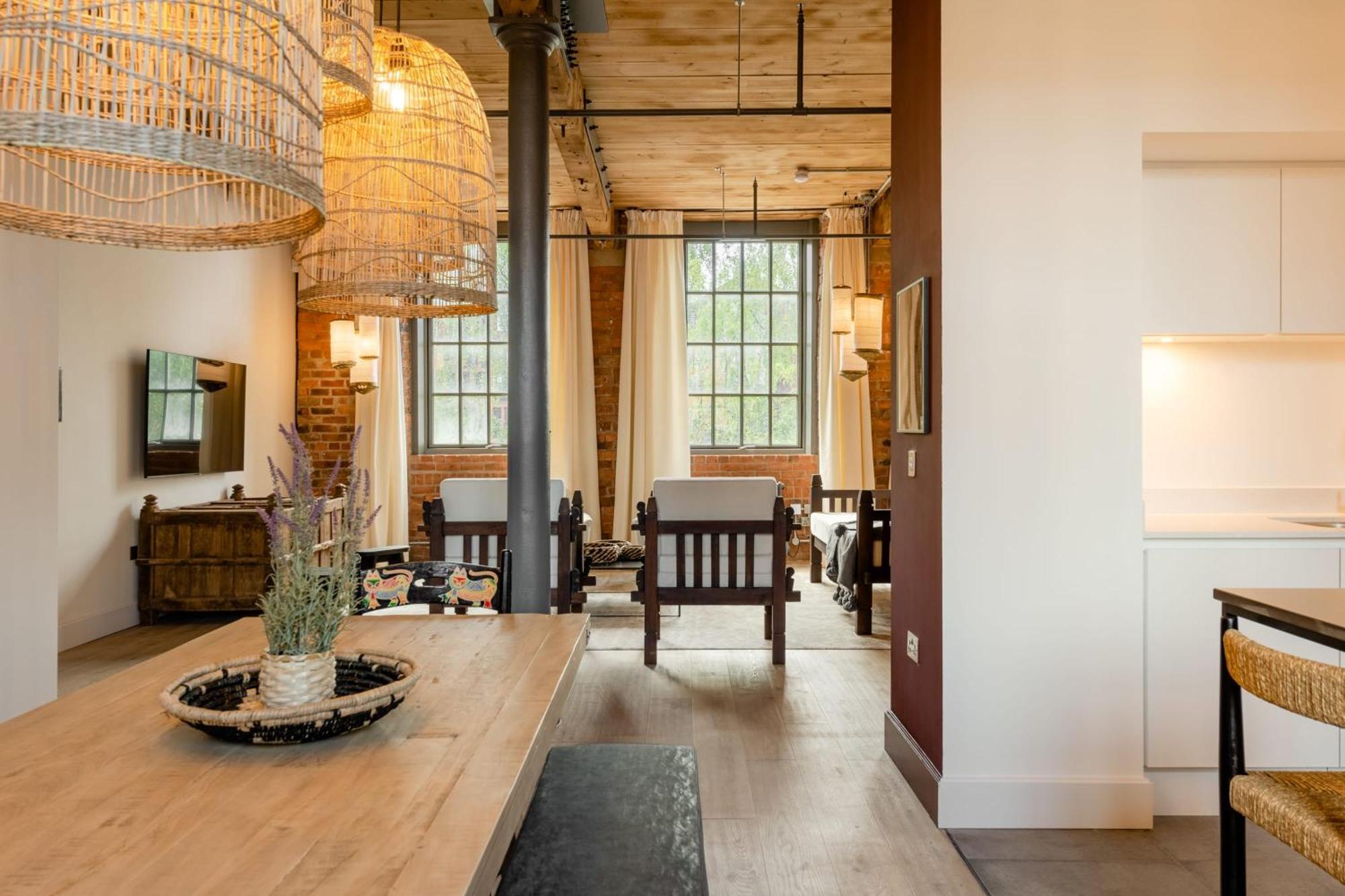 Africana By The Heim Residences