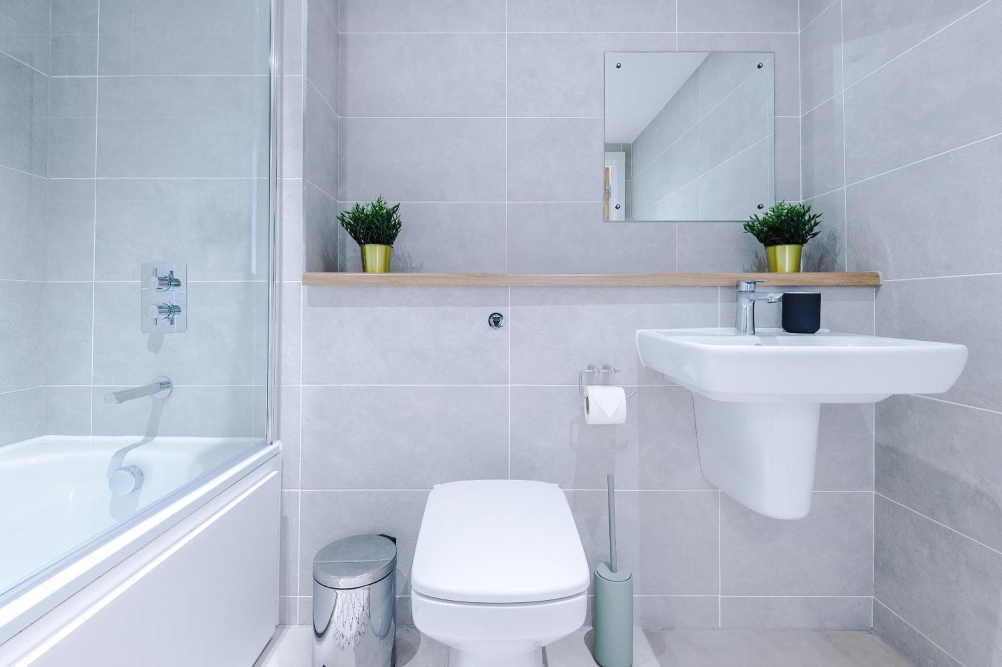 Parking - Lastmindeals - 2bed
