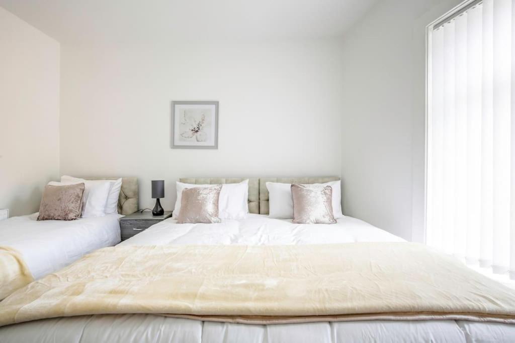 Vakantiehuis Big New House - 5bdr Near Manchester