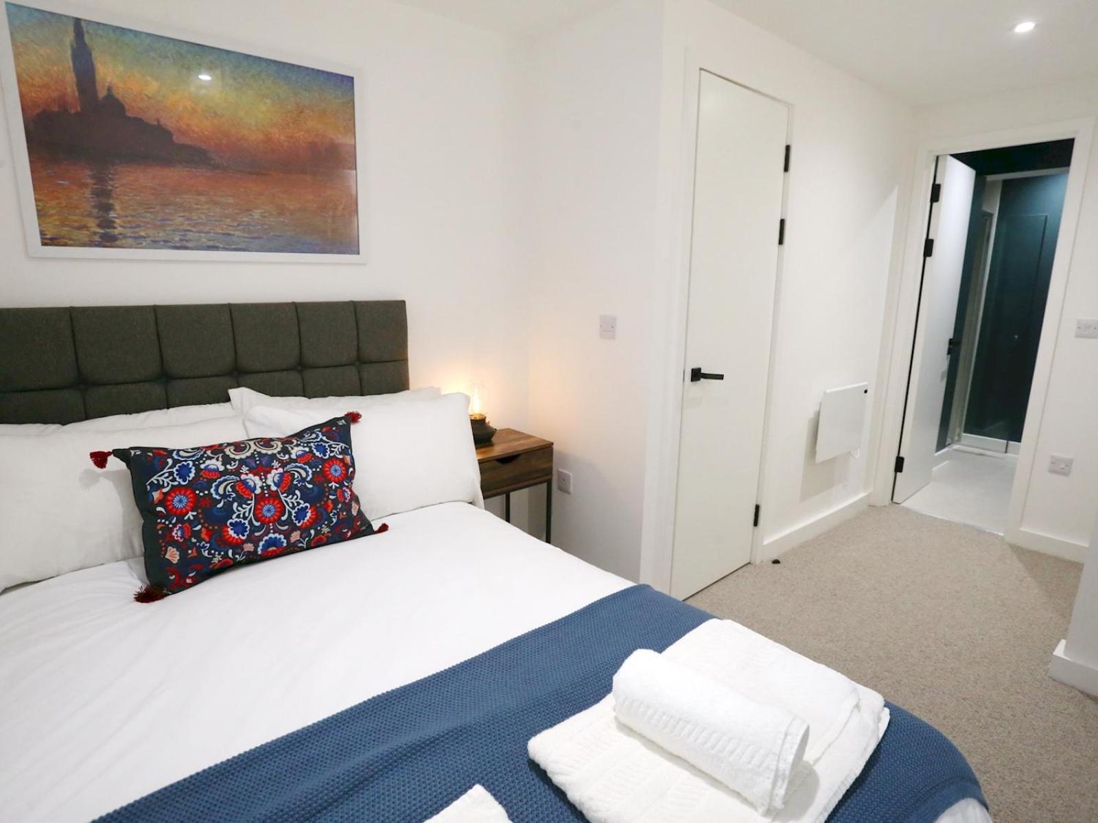 Trafford Duplex With Free Parking Pass The Keys Appartement Manchester
