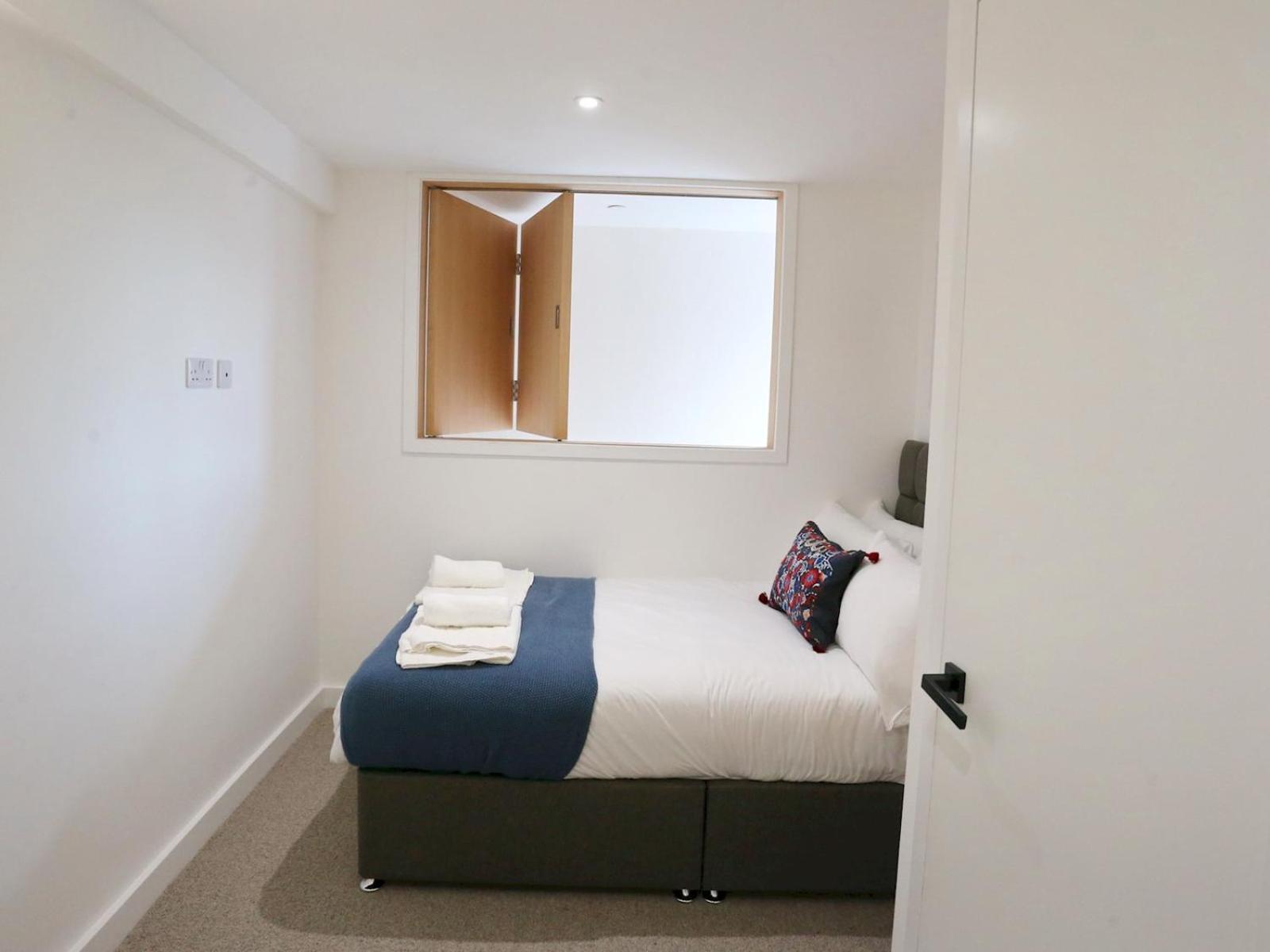 Appartement Trafford Duplex With Free Parking Pass The Keys Manchester