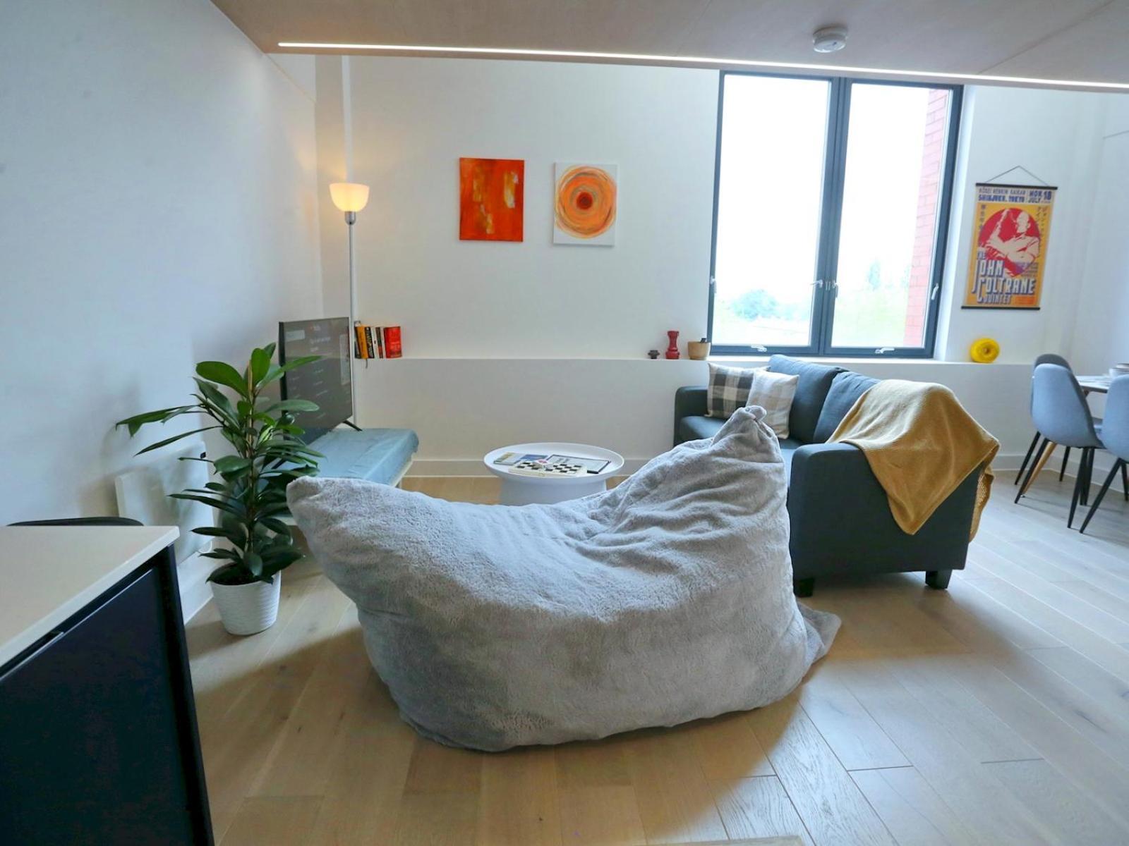 Appartement Trafford Duplex With Free Parking Pass The Keys *